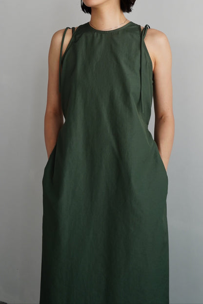 Backcut Dress / OLIVE -5月25-31日発送-