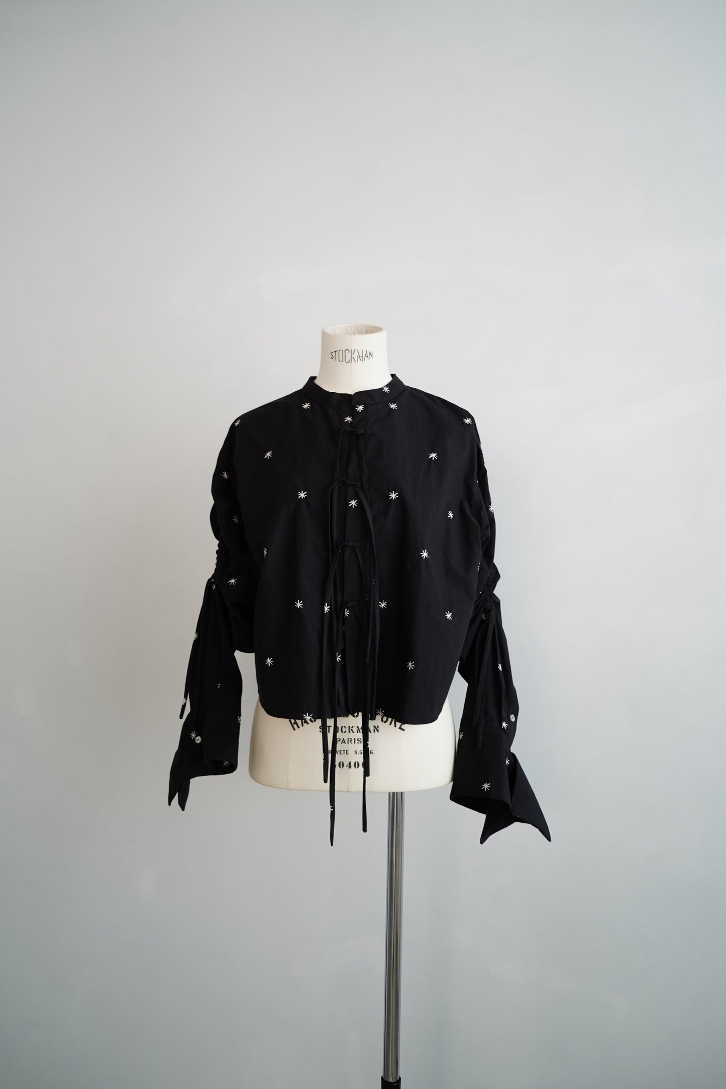 Embroidery Shirt / BLACK -9月18日発送-