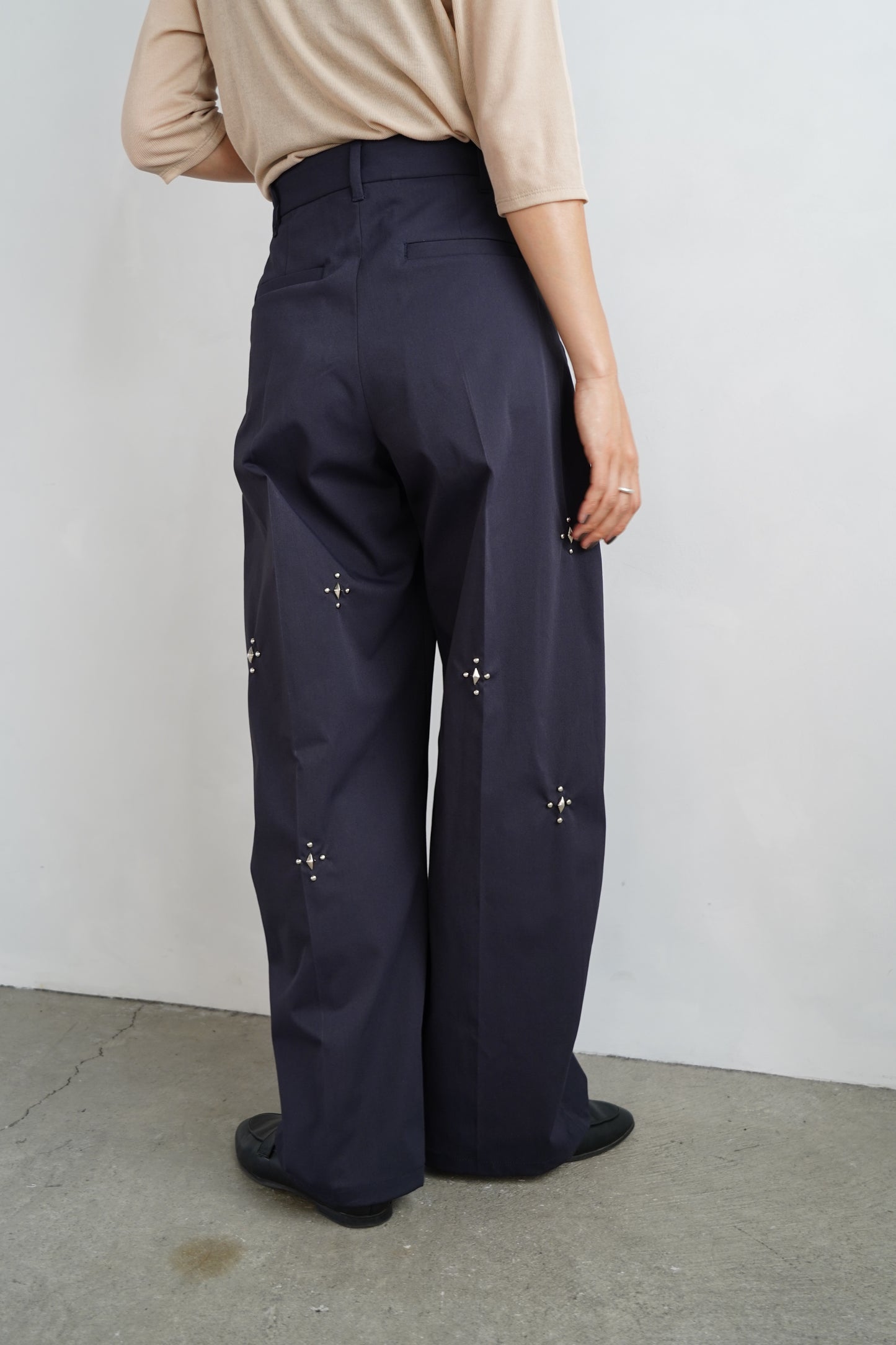 Studs Chino Pants / NAVY -9月30日発送-
