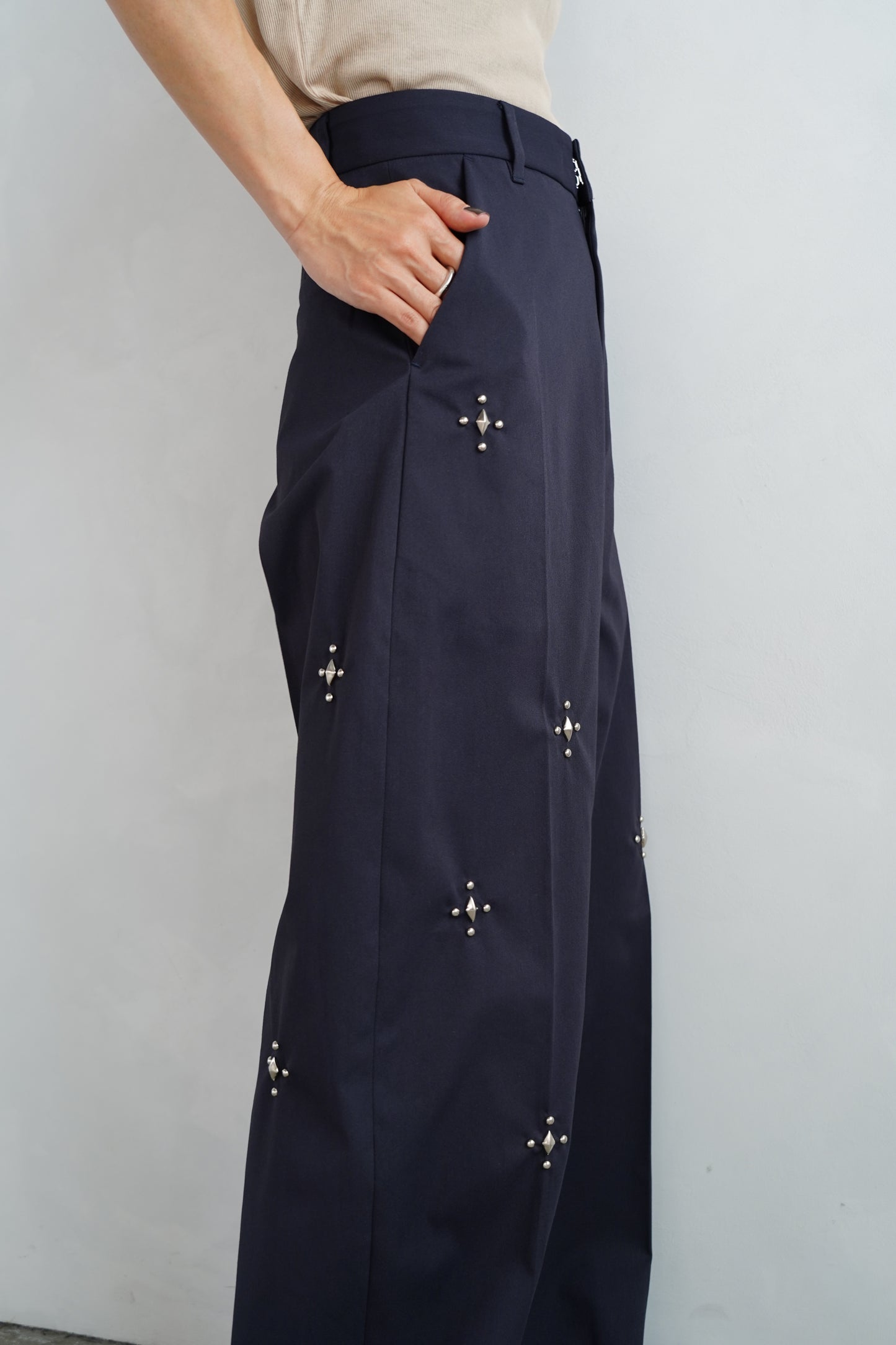 Studs Chino Pants / NAVY -9月30日発送-