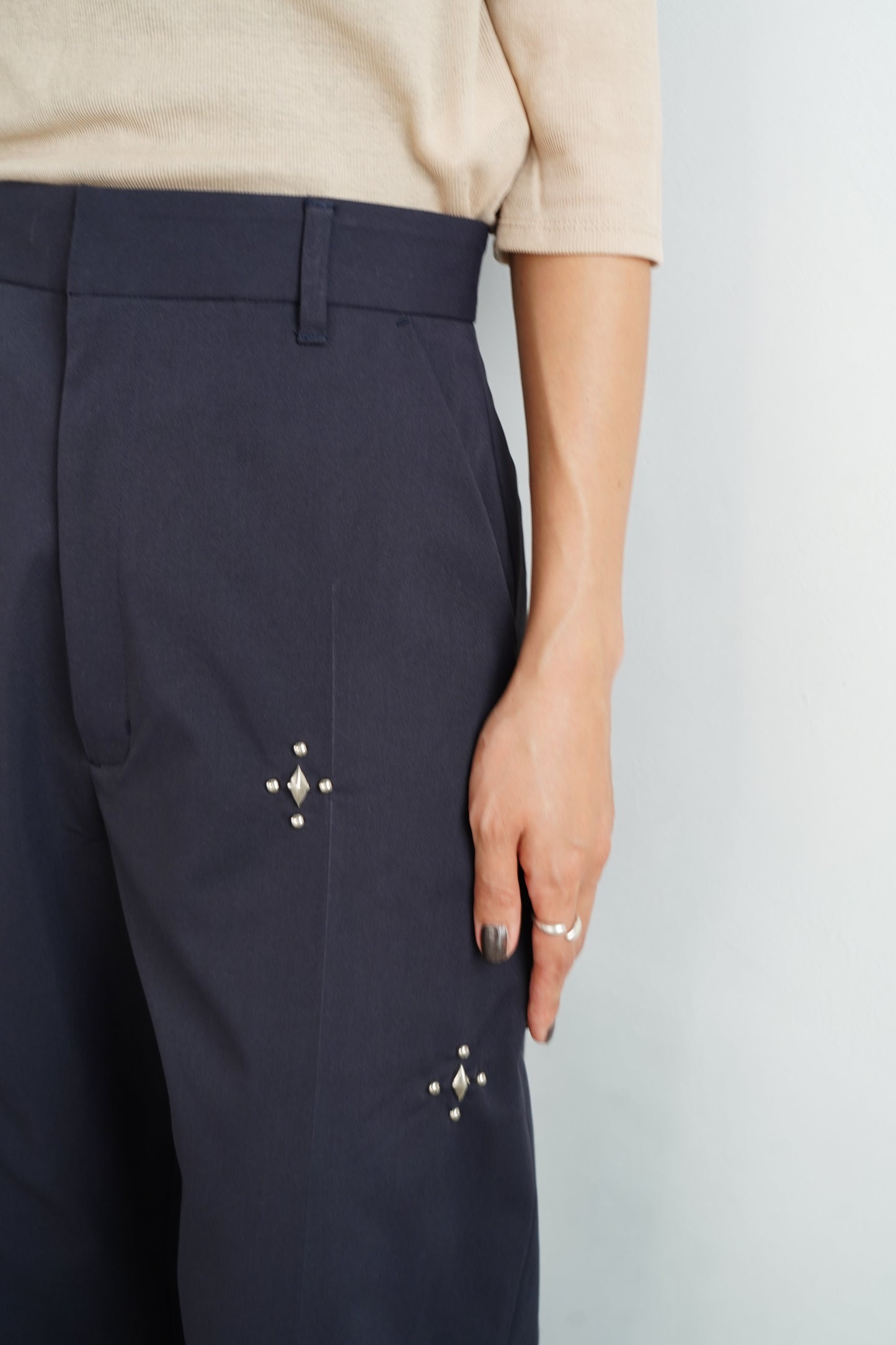 Studs Chino Pants / NAVY -9月30日発送-