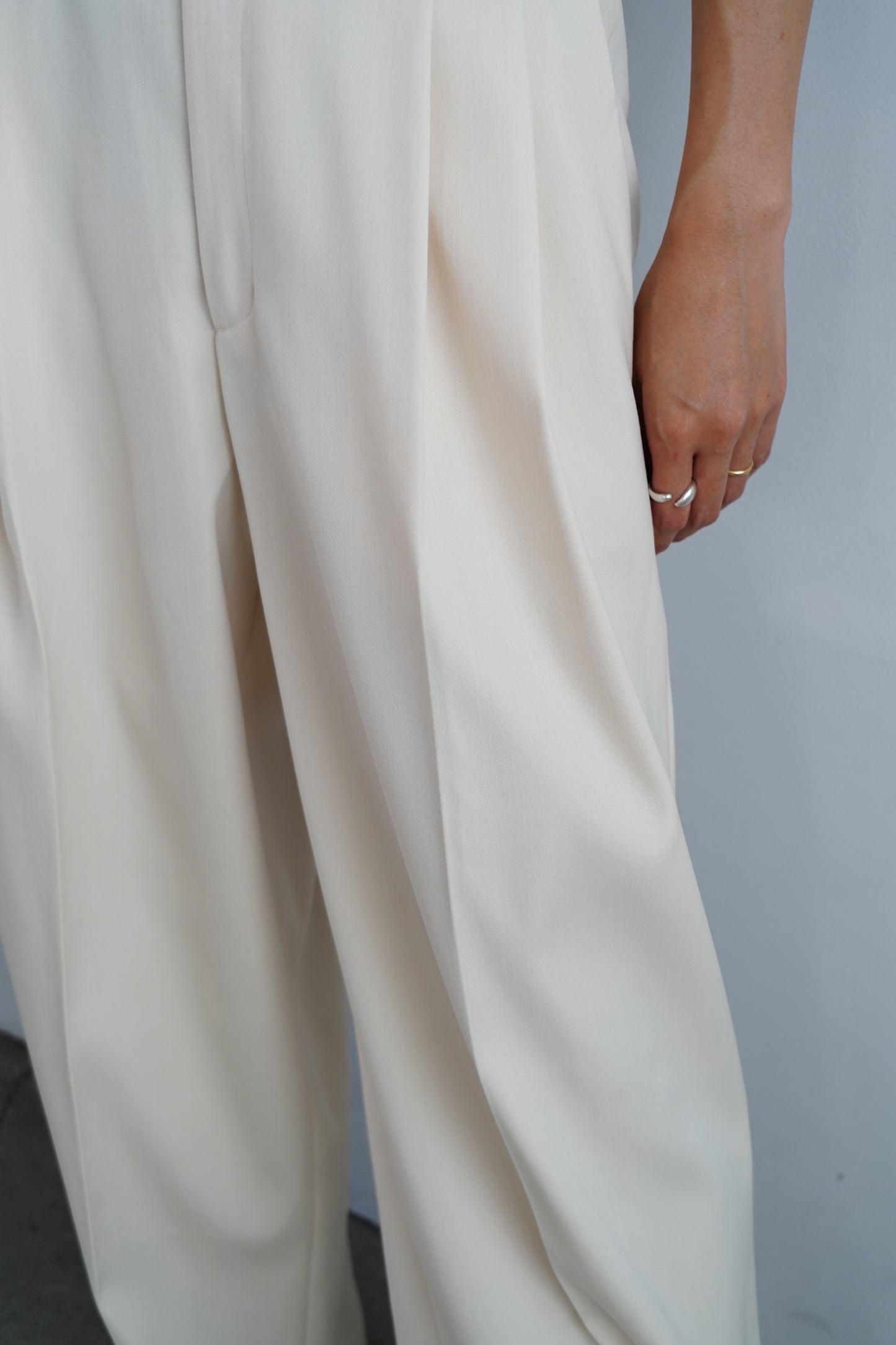 Wool Tuck Pants / OFFWHITE -10月20日発送-