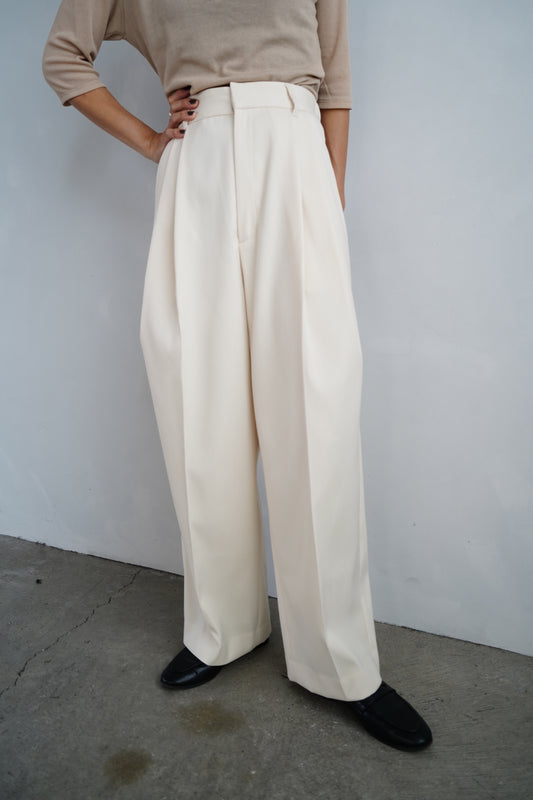 Wool Tuck Pants / OFFWHITE -10月20日発送-