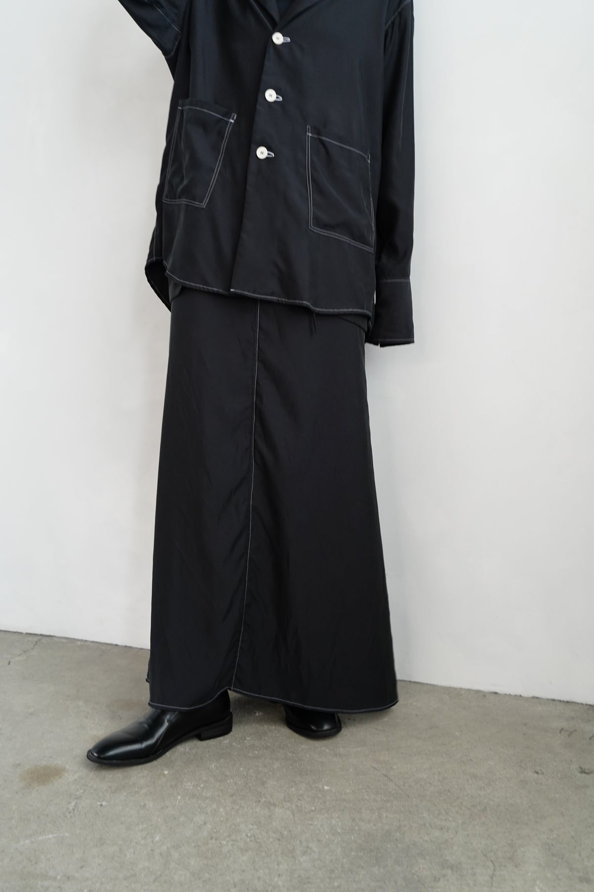 Fibril Chambray Skirt / BLACK -9月30日発送-