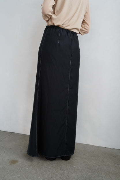 Fibril Chambray Skirt / BLACK -9月30日発送-