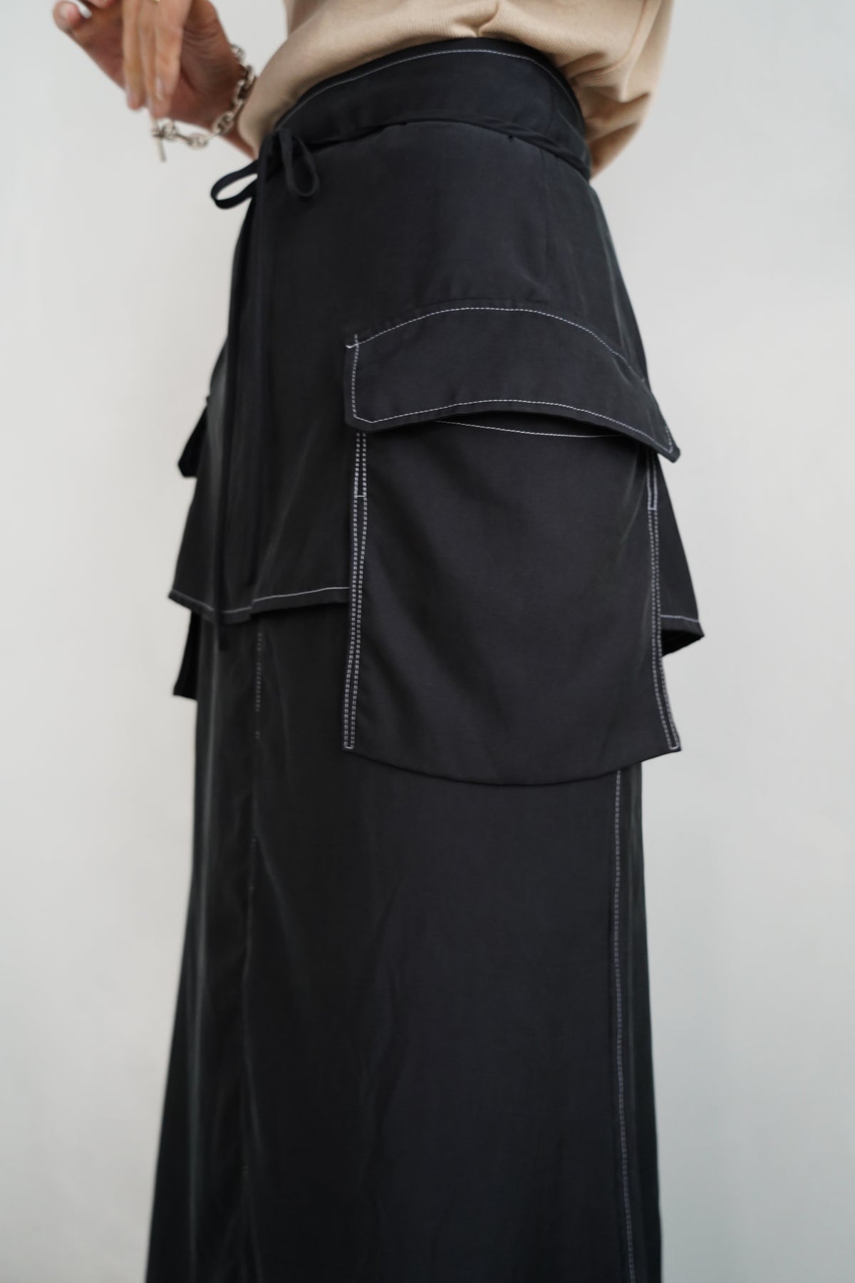 Fibril Chambray Skirt / BLACK -9月30日発送-
