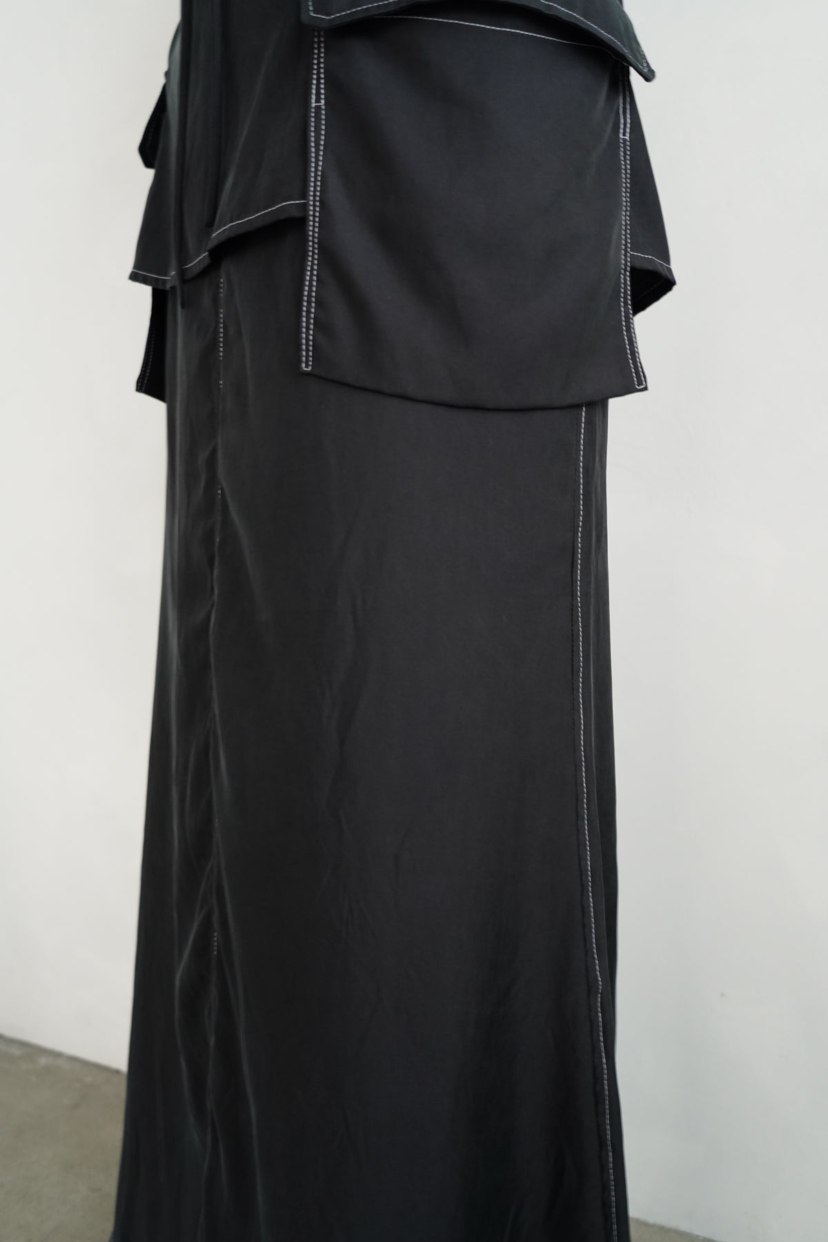 Fibril Chambray Skirt / BLACK -9月30日発送-