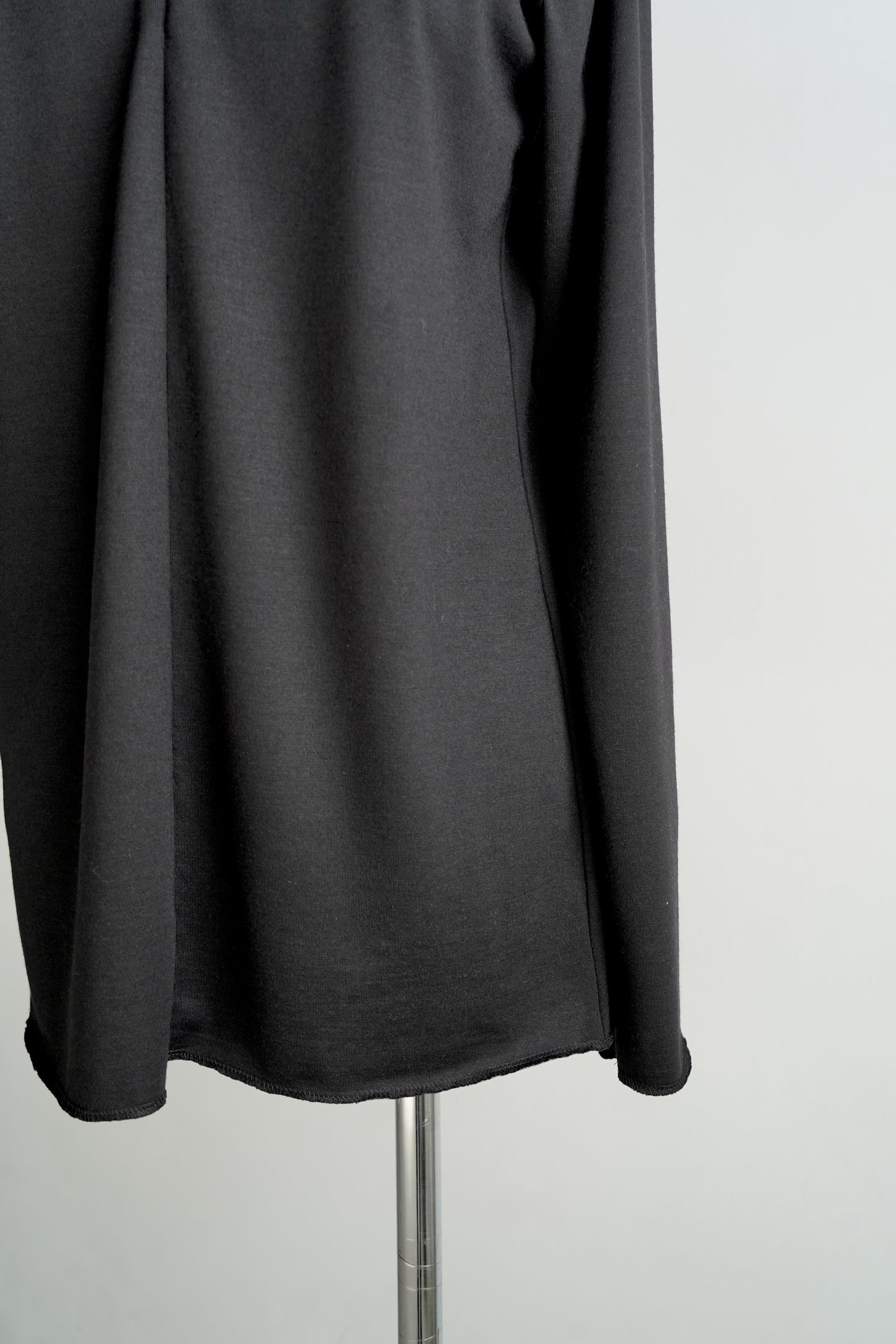 Hineck  Zip Cutsew / BLACK -1月25-31日発送-