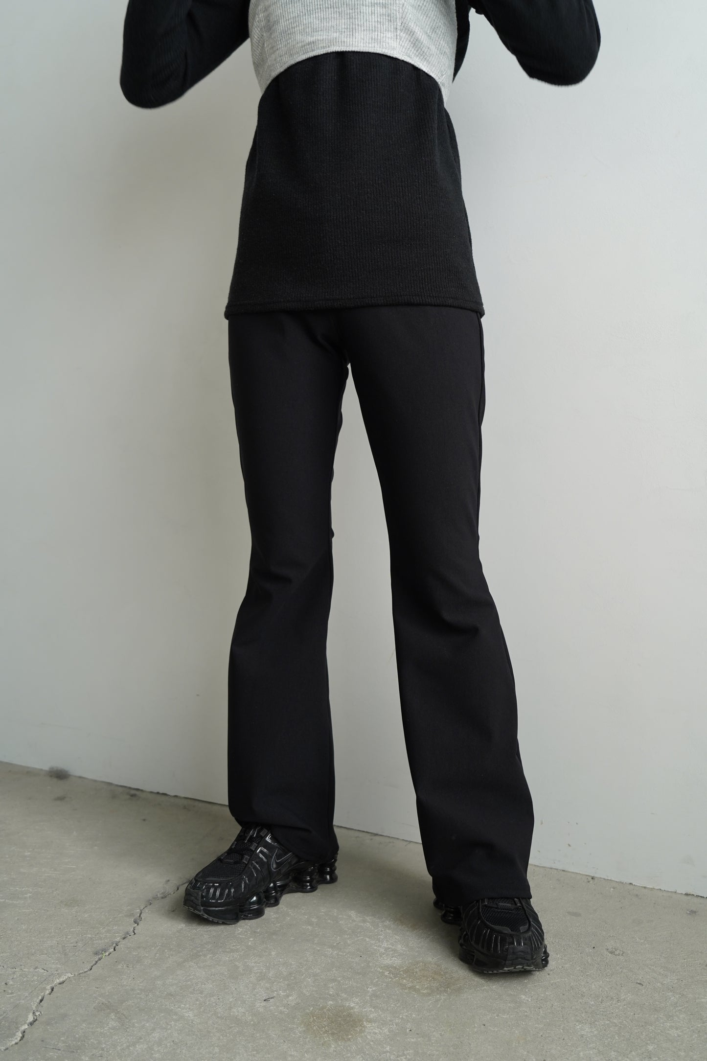 Flare Pants / BLACK -1月20-22日発送-