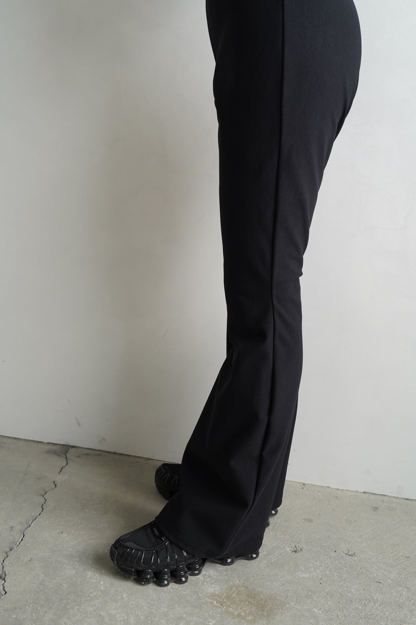 Flare Pants / BLACK -1月20-22日発送-