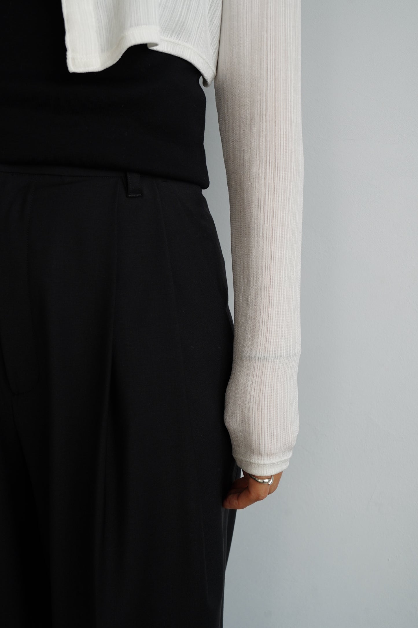 Short Cardigan / WHITE -6月25日発送-