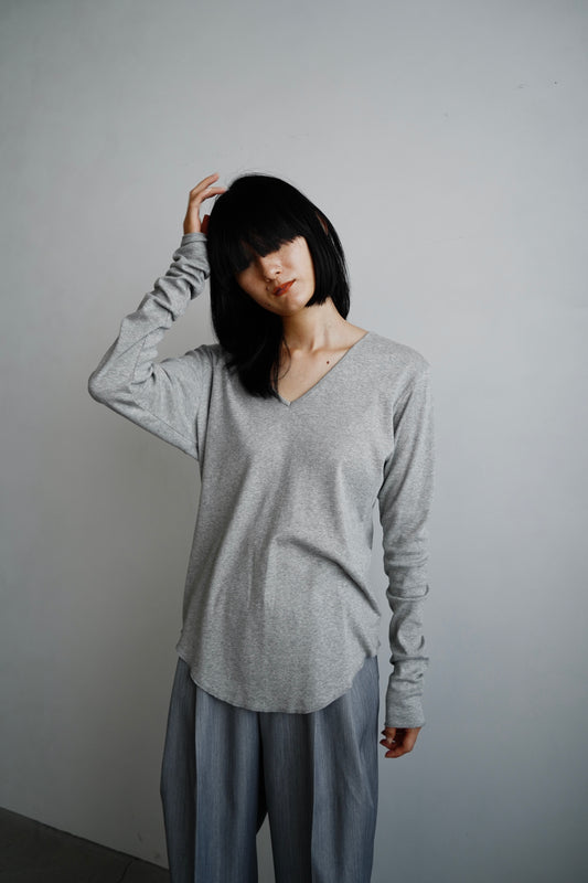 Vneck Cutsew / GRAY -3日以内発送-