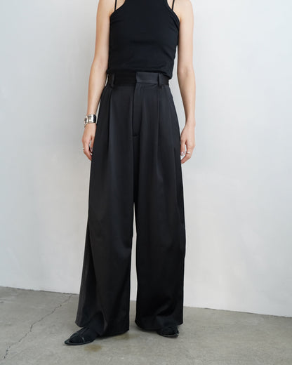 Satin Tuck Pants / BLACK/身長156cm以下の方限定