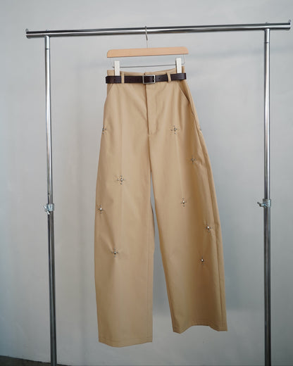 Studs Chino Pants / BEIGE