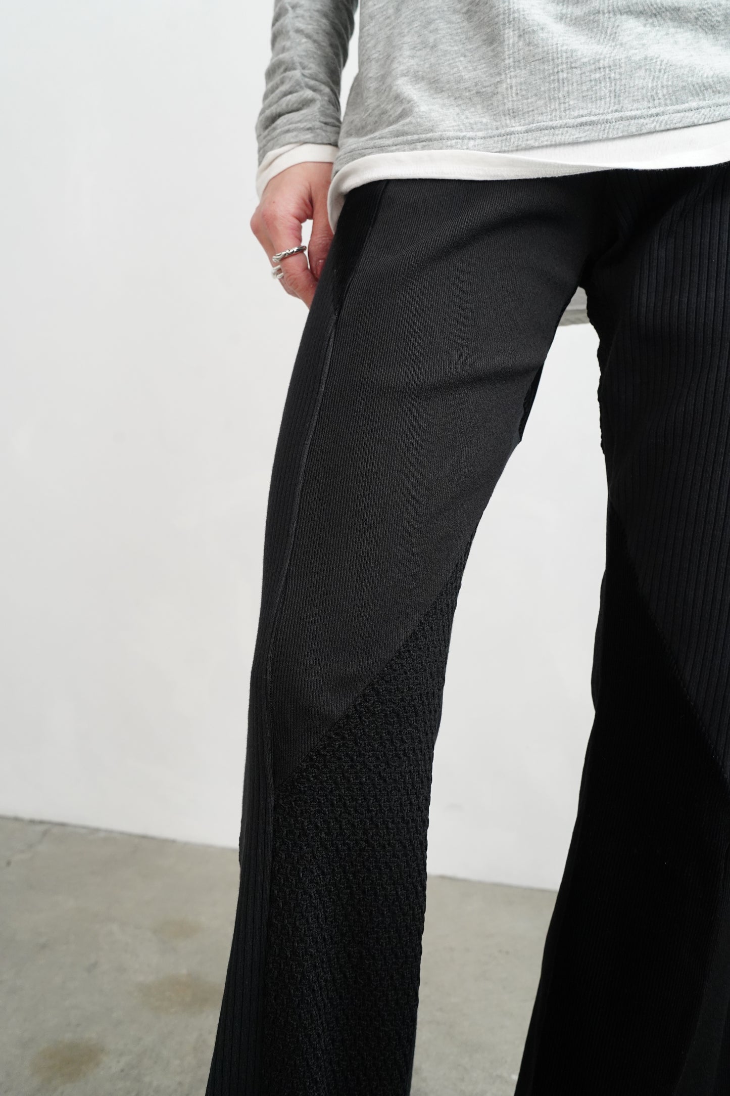 【SAMPLE SALE】Textured Lace Pants/BLACK(162㎝丈)