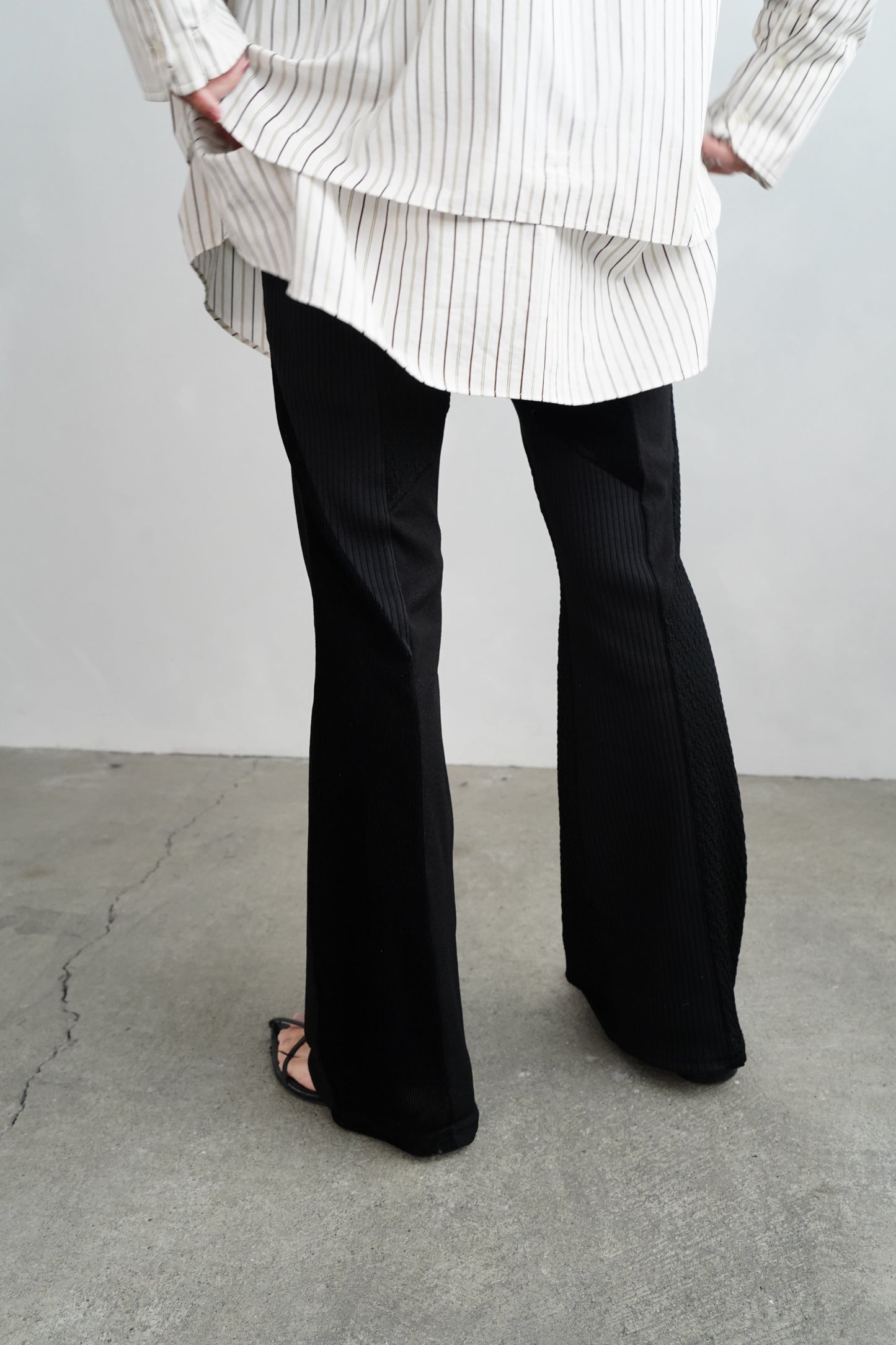 【SAMPLE SALE】Textured Lace Pants/BLACK(162㎝丈)