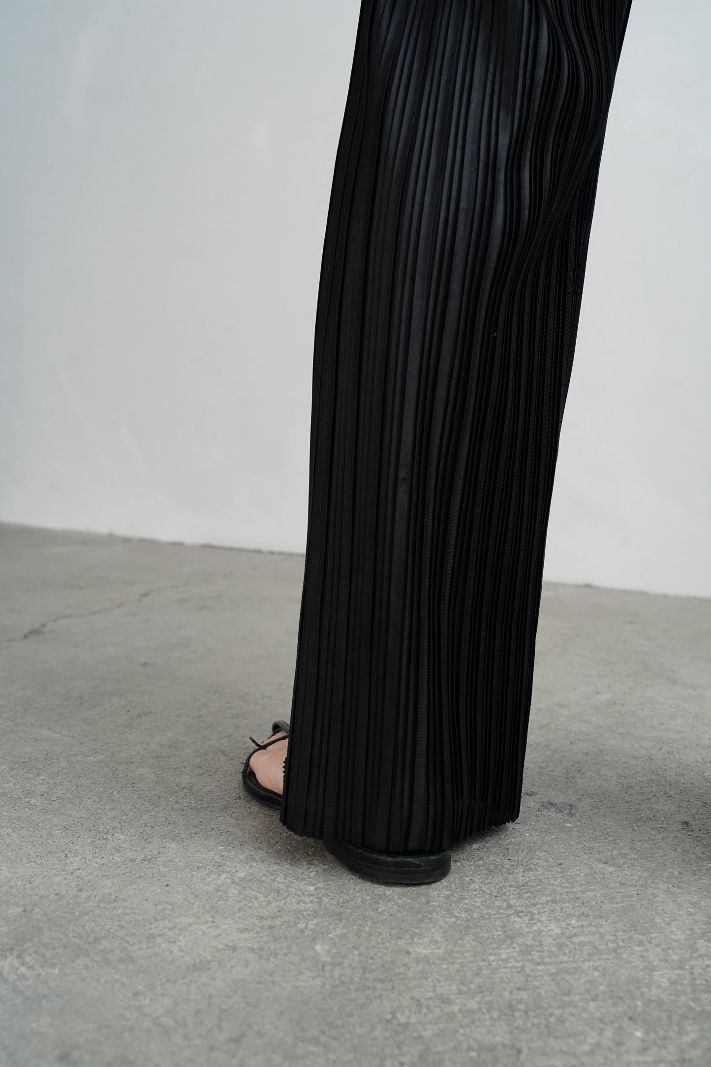 Pleats Wrap Skirt Pants / BLACK -4月24日発送-