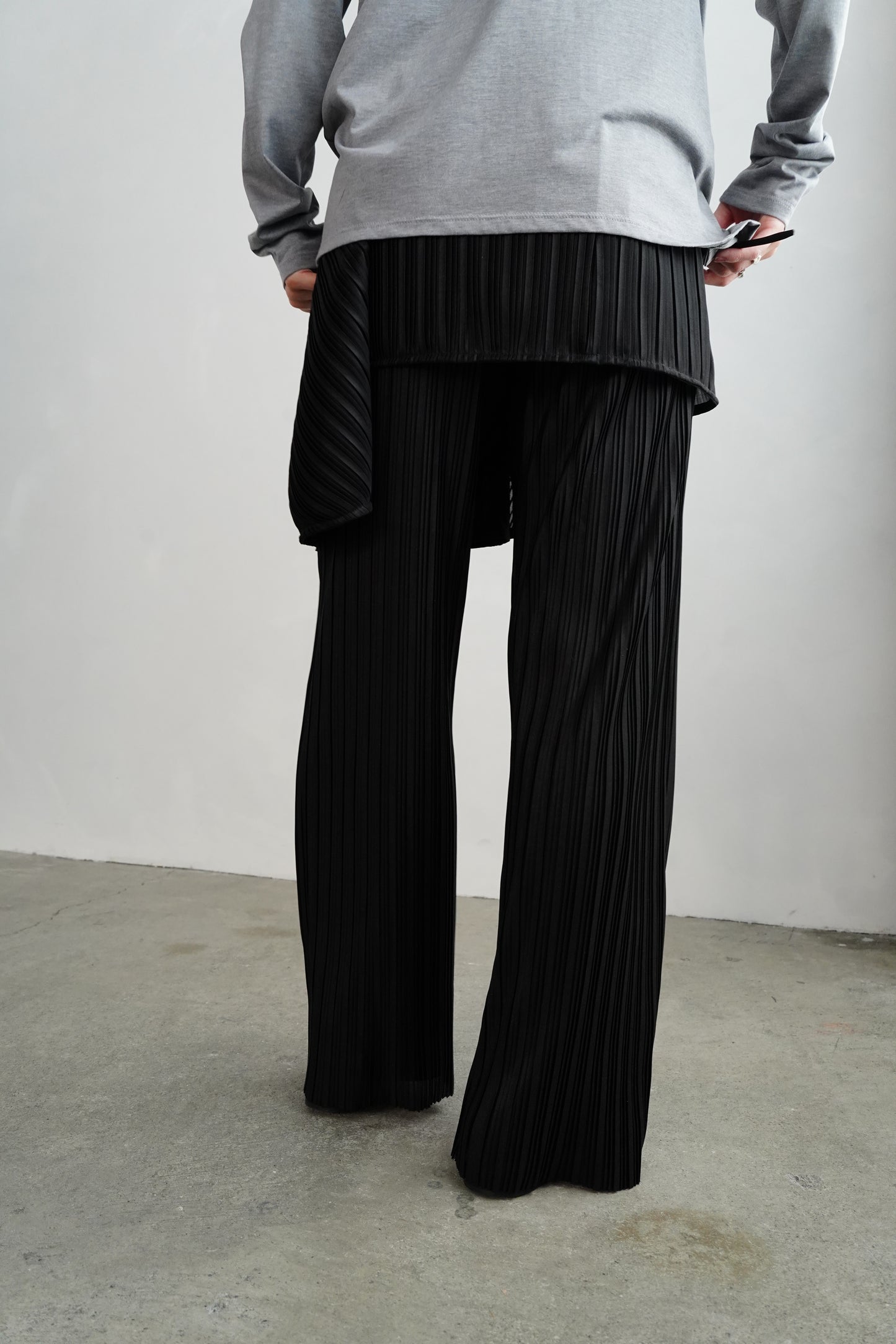 Pleats Wrap Skirt Pants / BLACK -4月24日発送-
