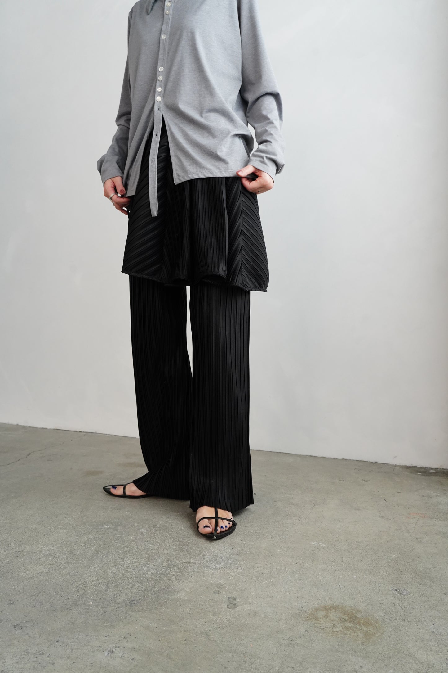 Pleats Wrap Skirt Pants / BLACK -4月24日発送-