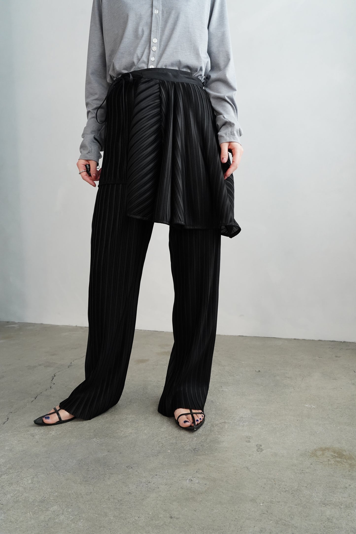 Pleats Wrap Skirt Pants / BLACK -4月24日発送-