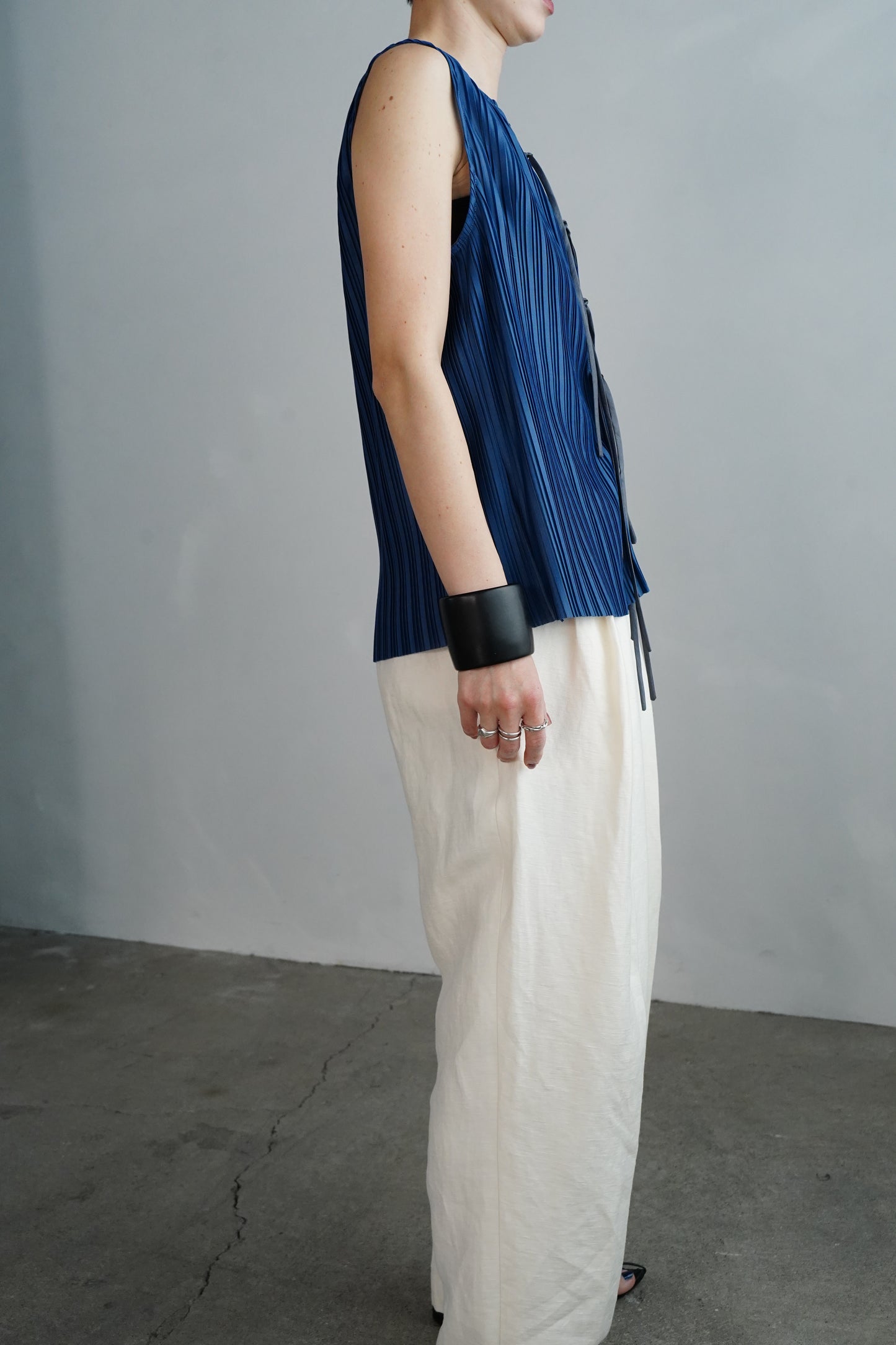 Pleats Vest / BLUE -4月24日発送-