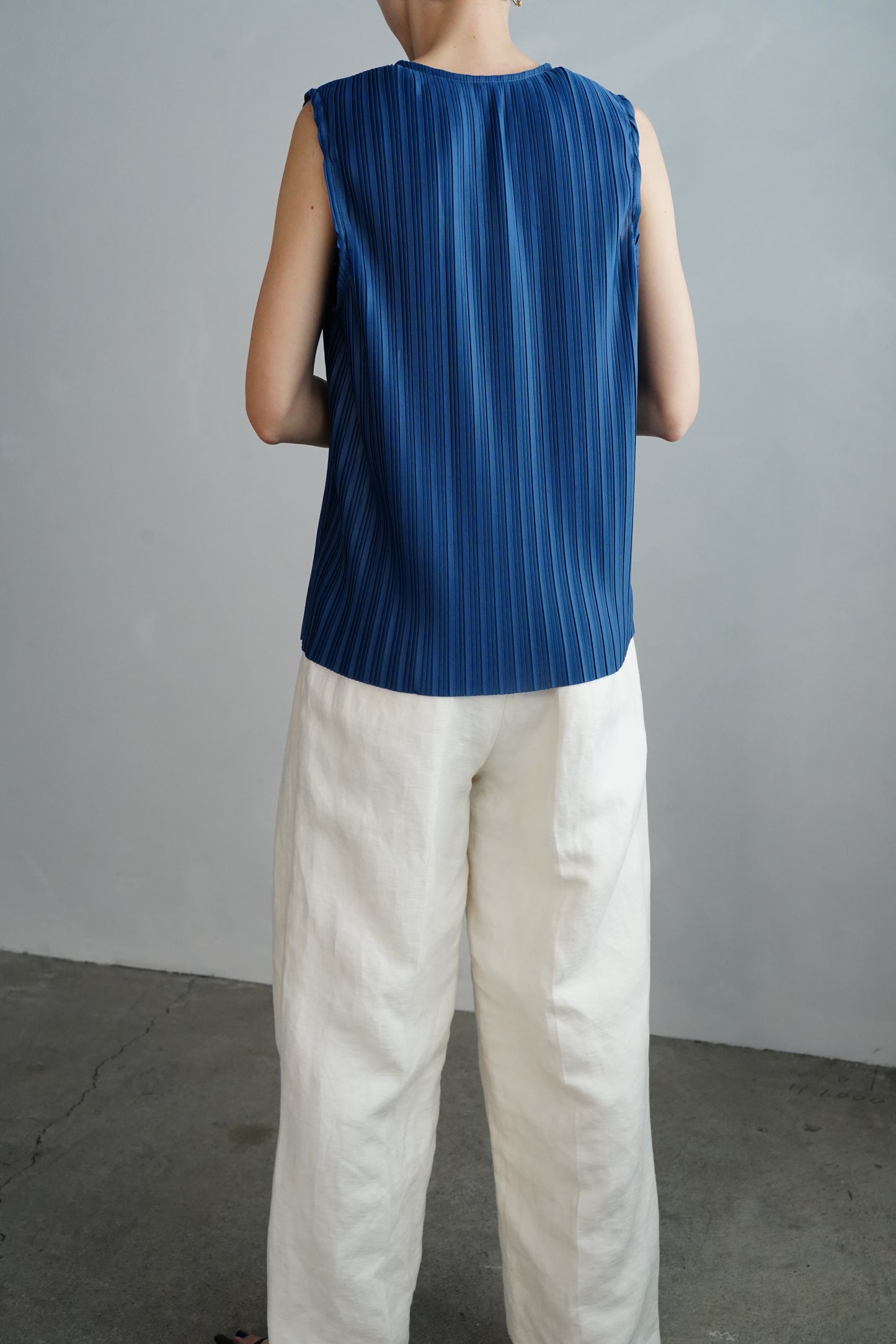 Pleats Vest / BLUE -4月24日発送-