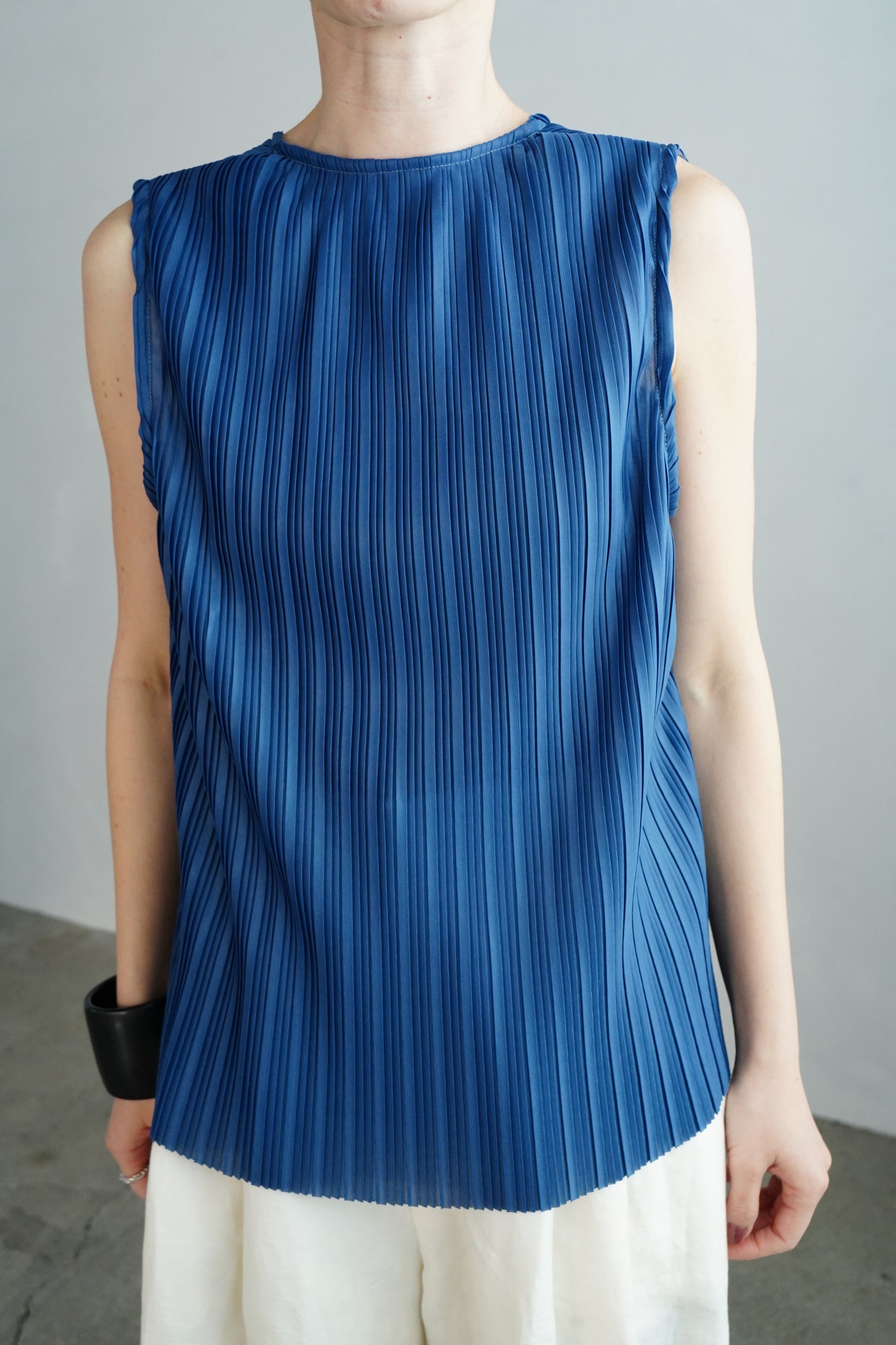 Pleats Vest / BLUE -4月24日発送-