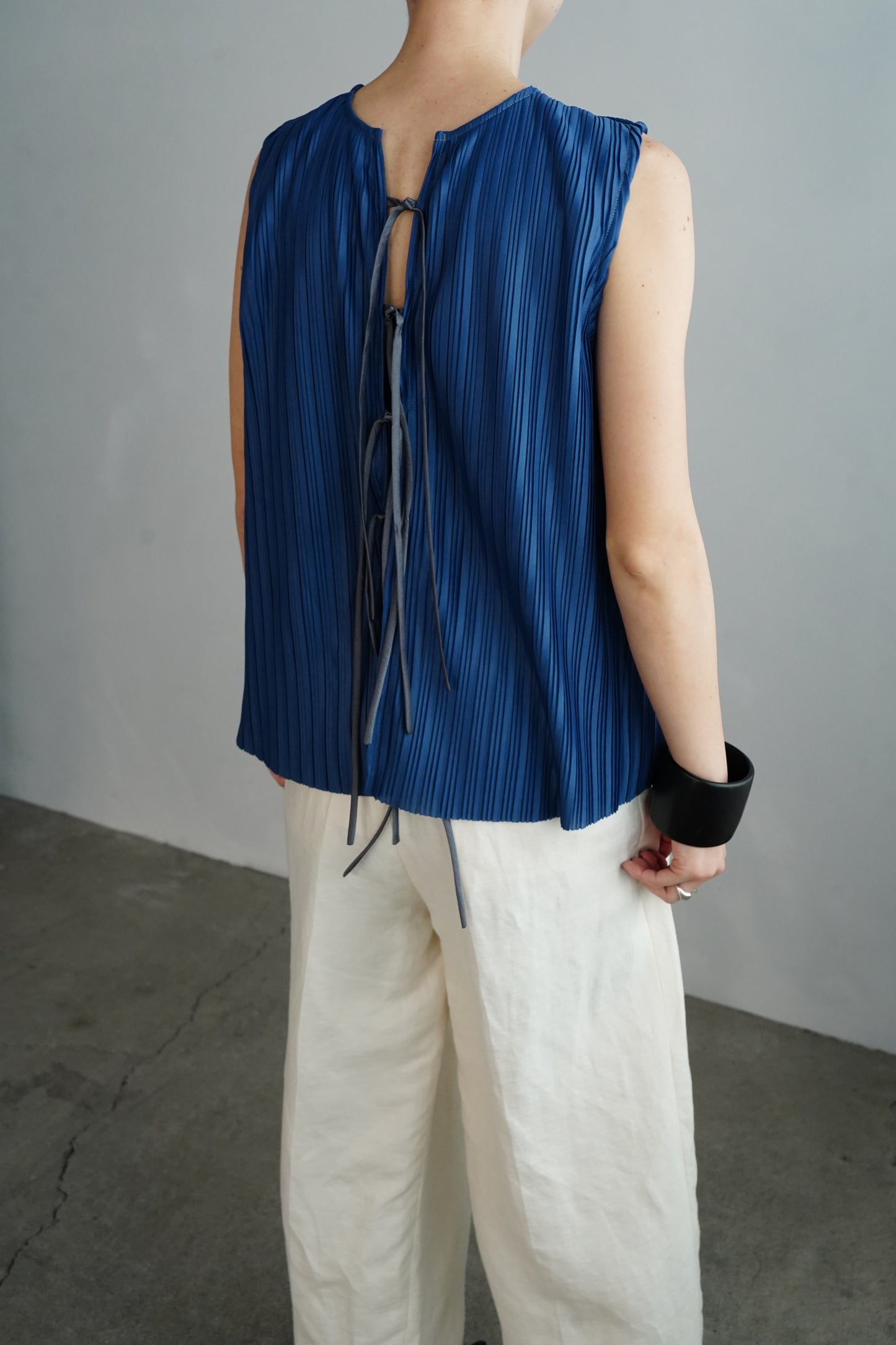 Pleats Vest / BLUE -4月24日発送-