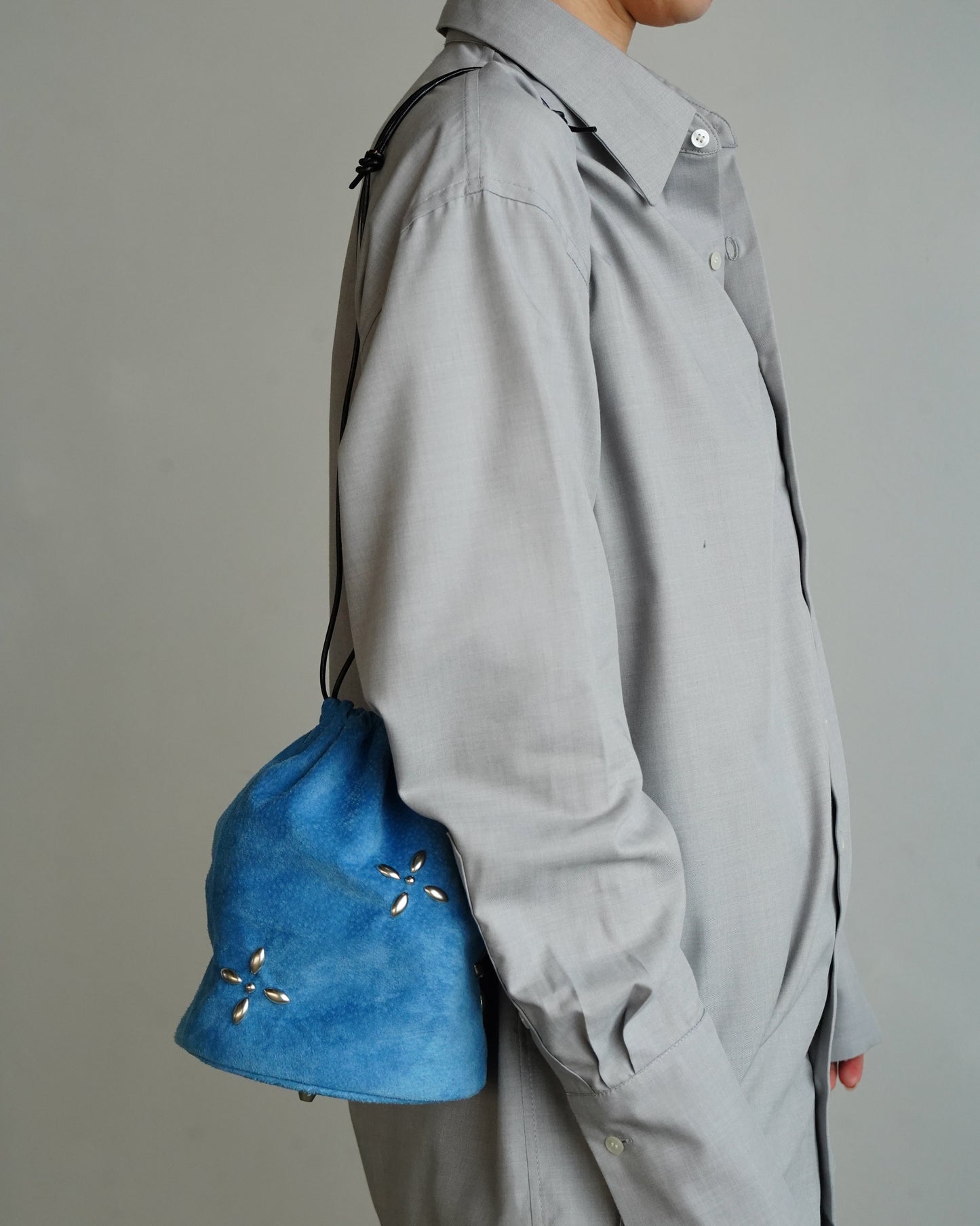Suede Studs Bag / BLUE