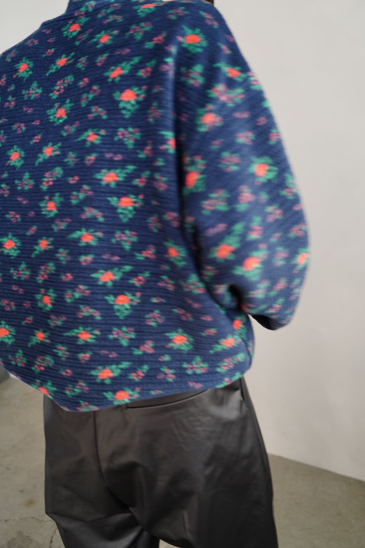 Flower Half-Zip Jacket / NAVY -11月25日発送-