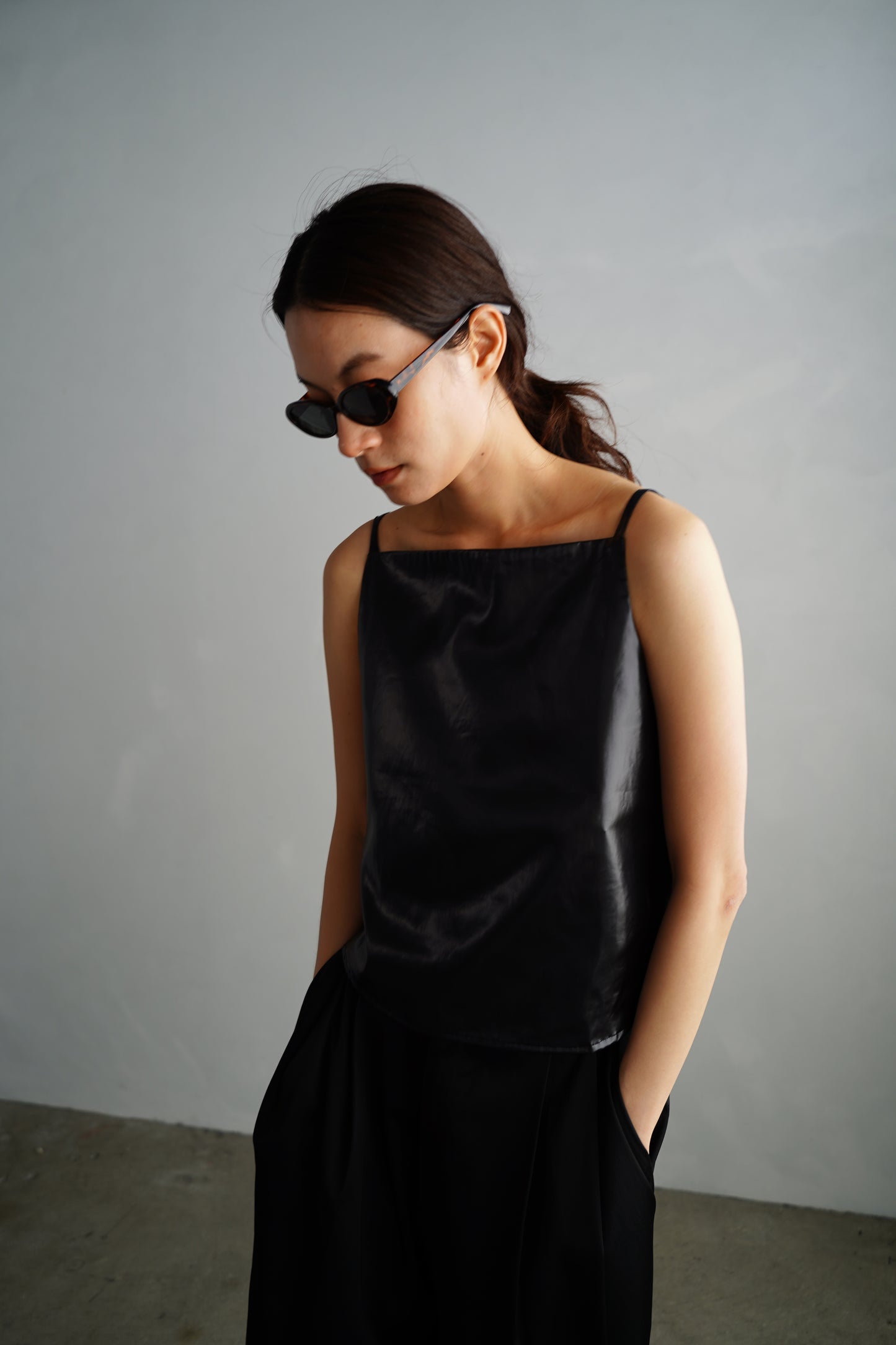 Gloss Cami / BLACK