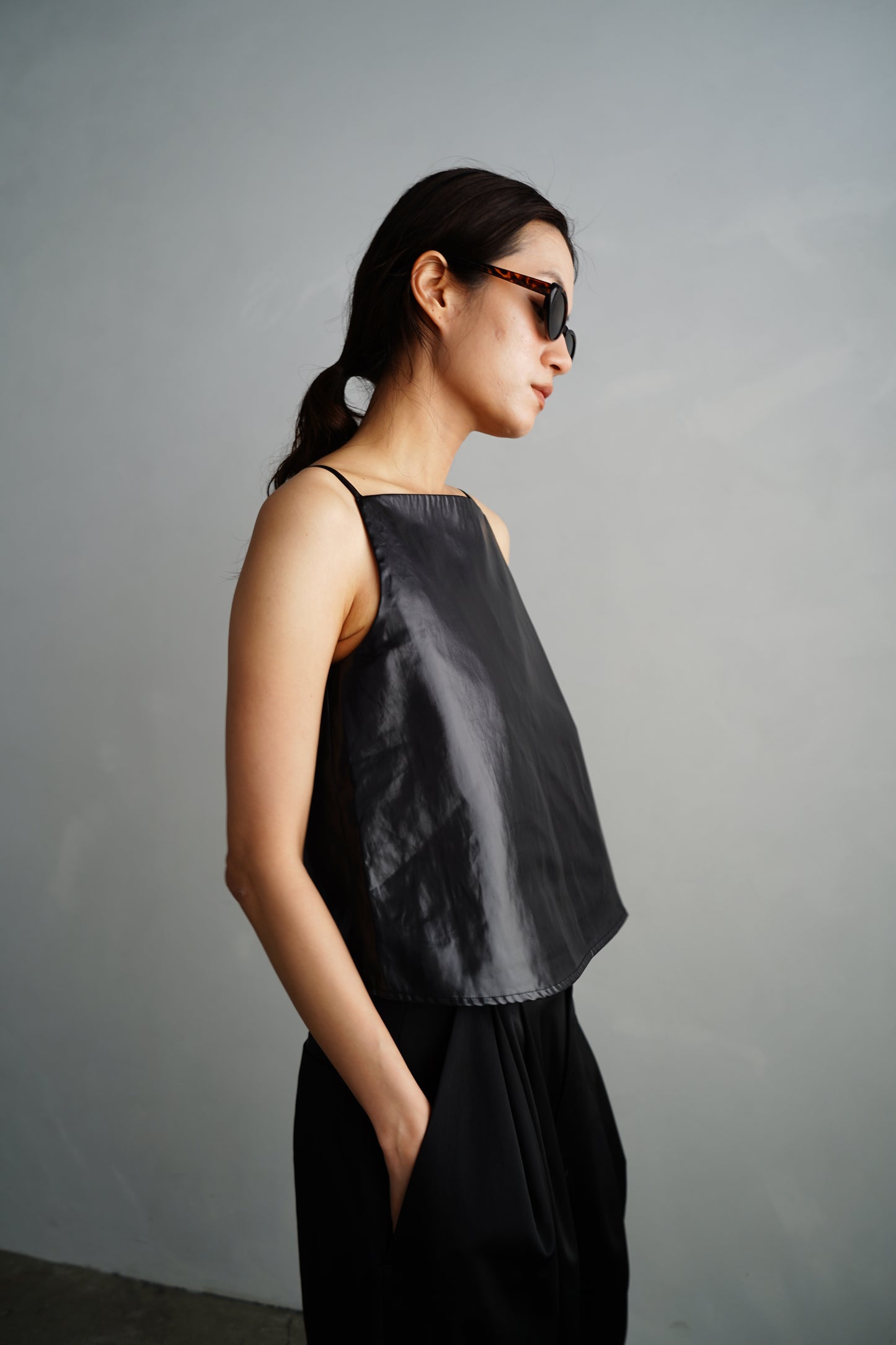Gloss Cami / BLACK