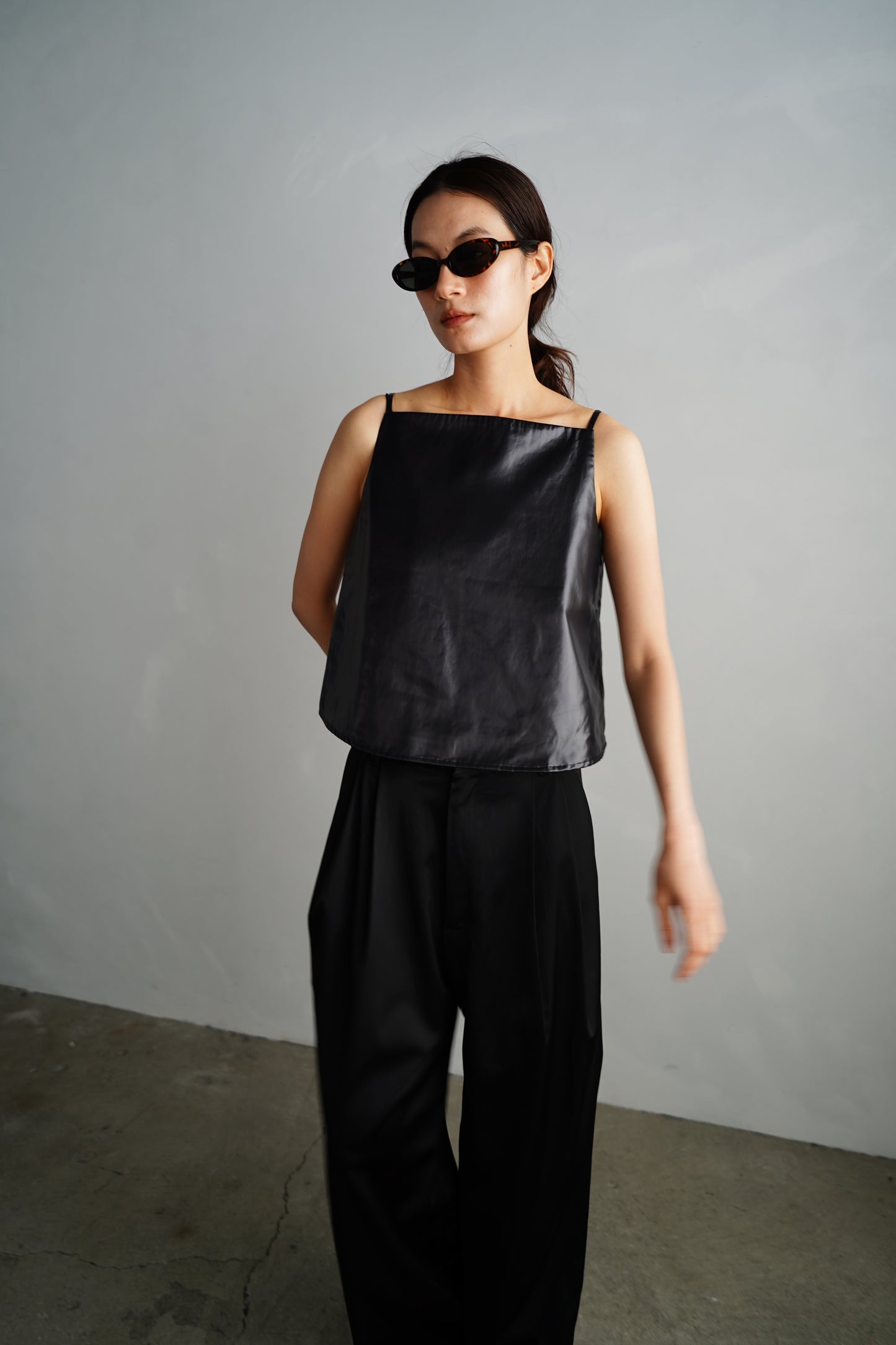 Gloss Cami / BLACK