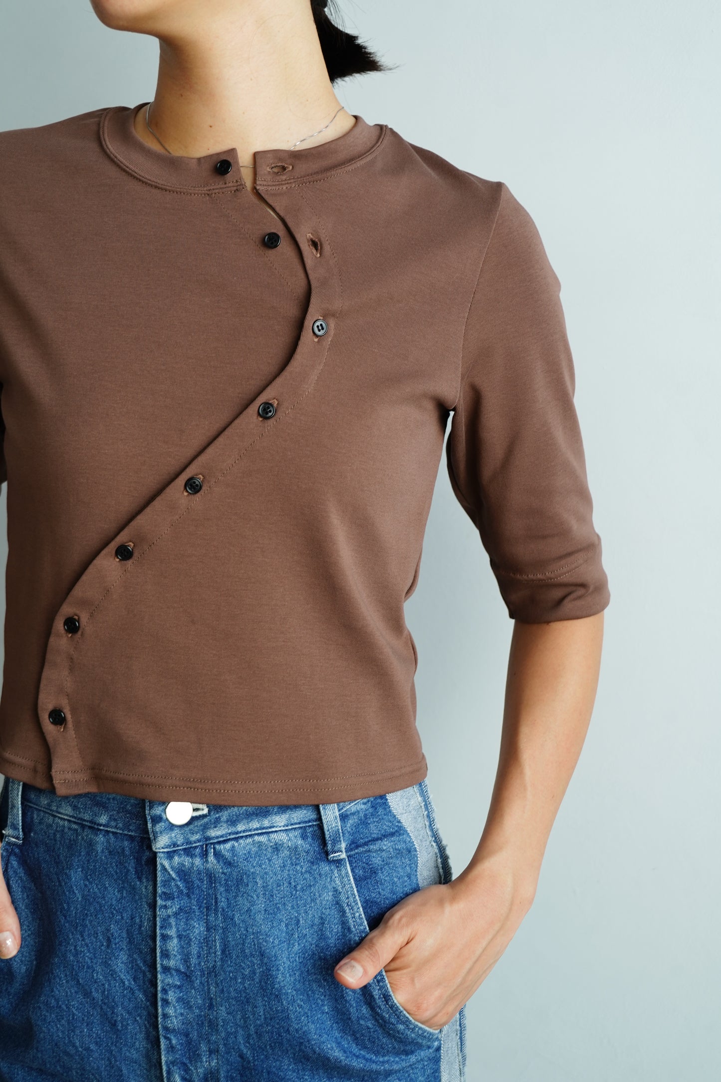 Asymmetric Buttons Cardigan / BROWN