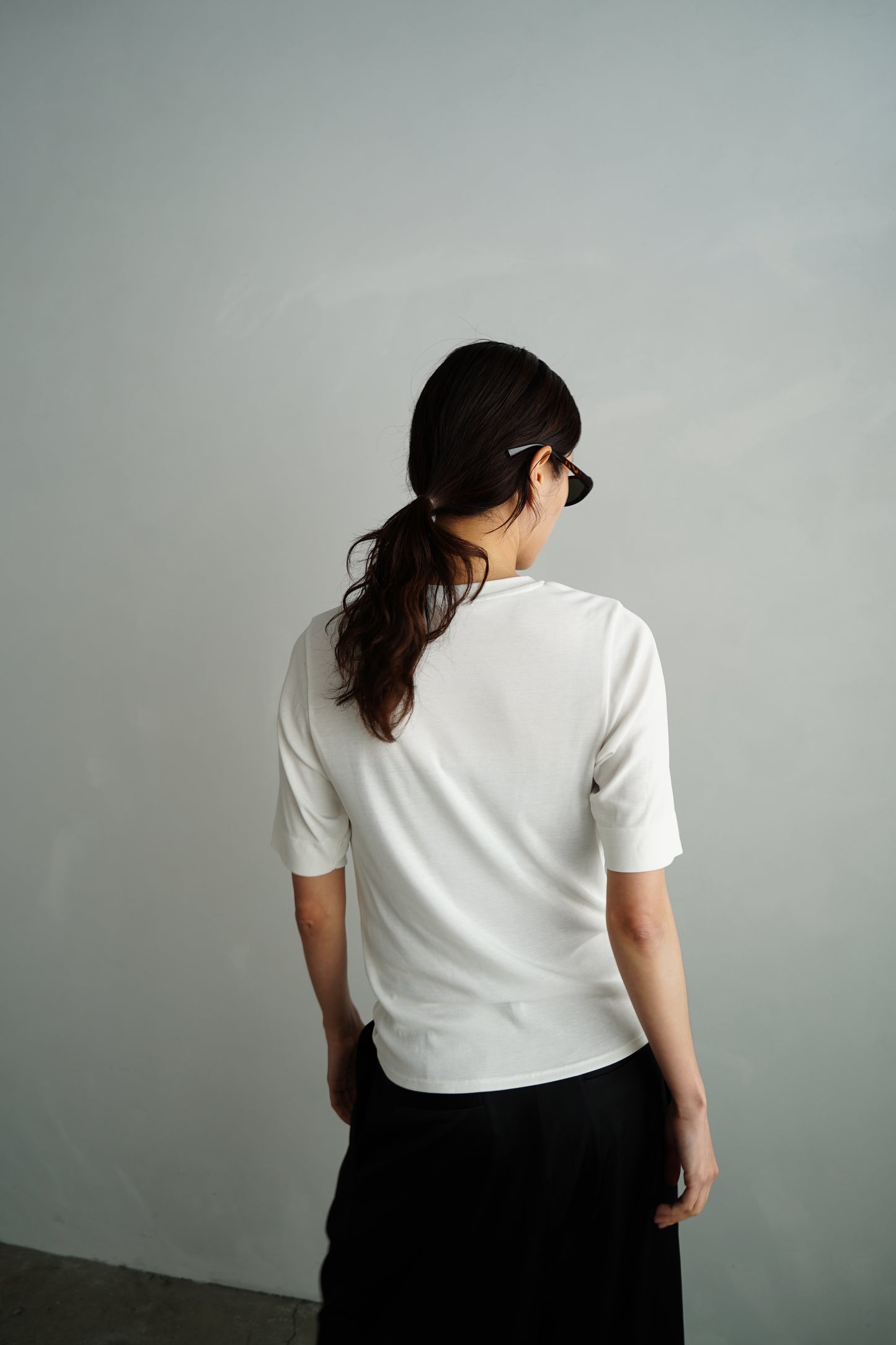 Set T / WHITE