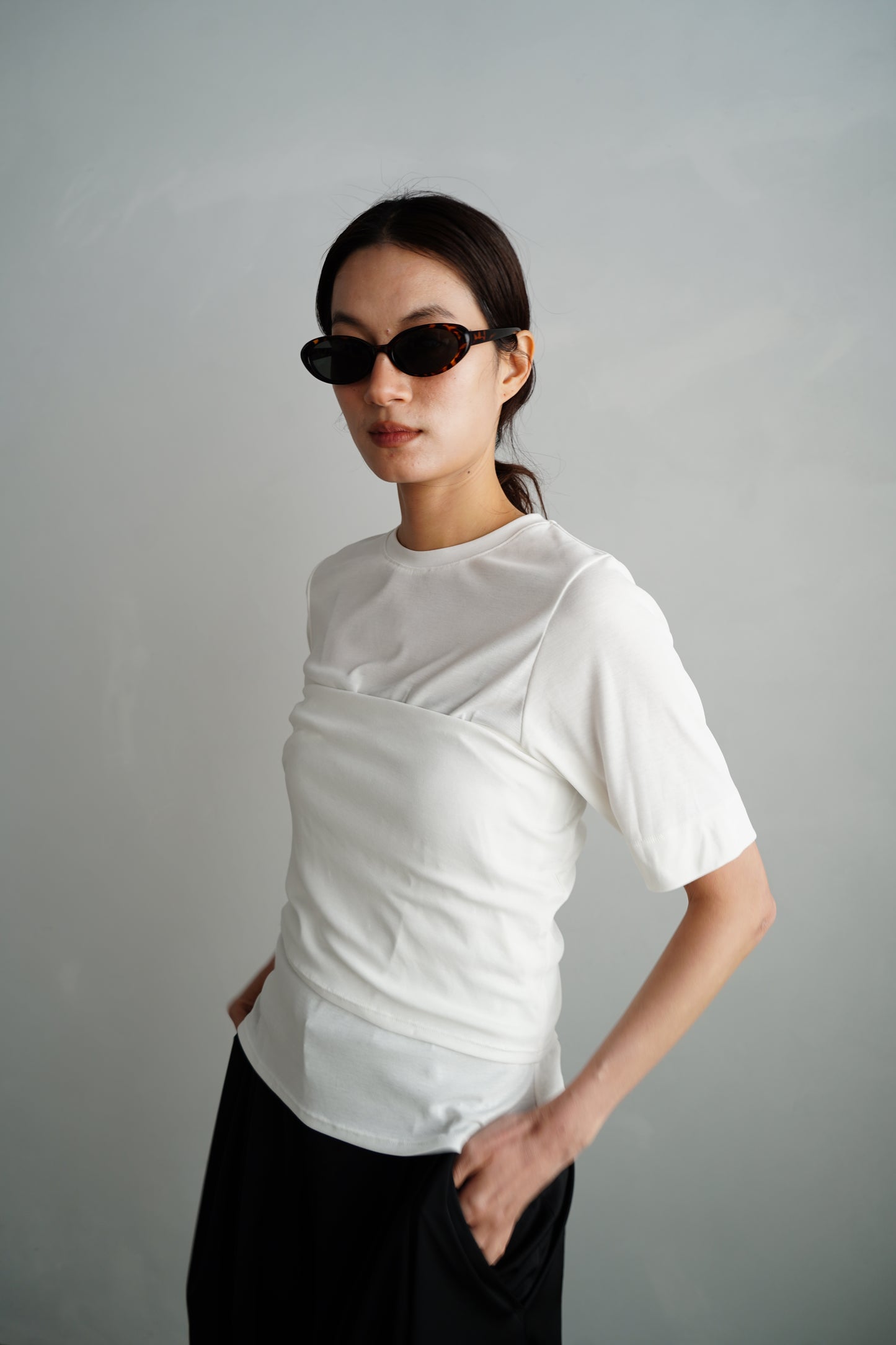 Set T / WHITE