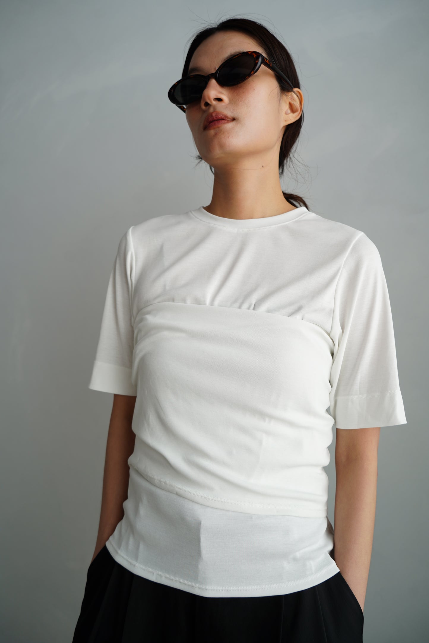 Set T / WHITE