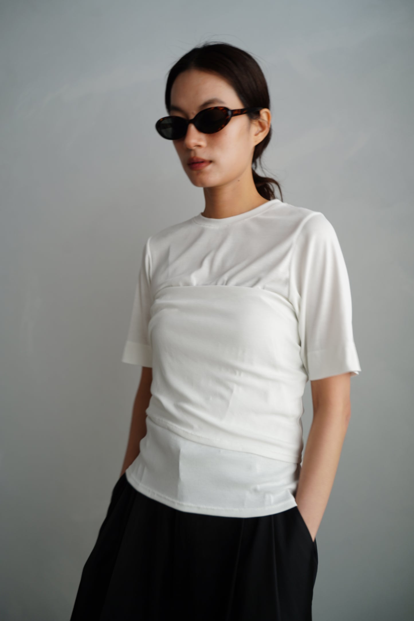 Set T / WHITE