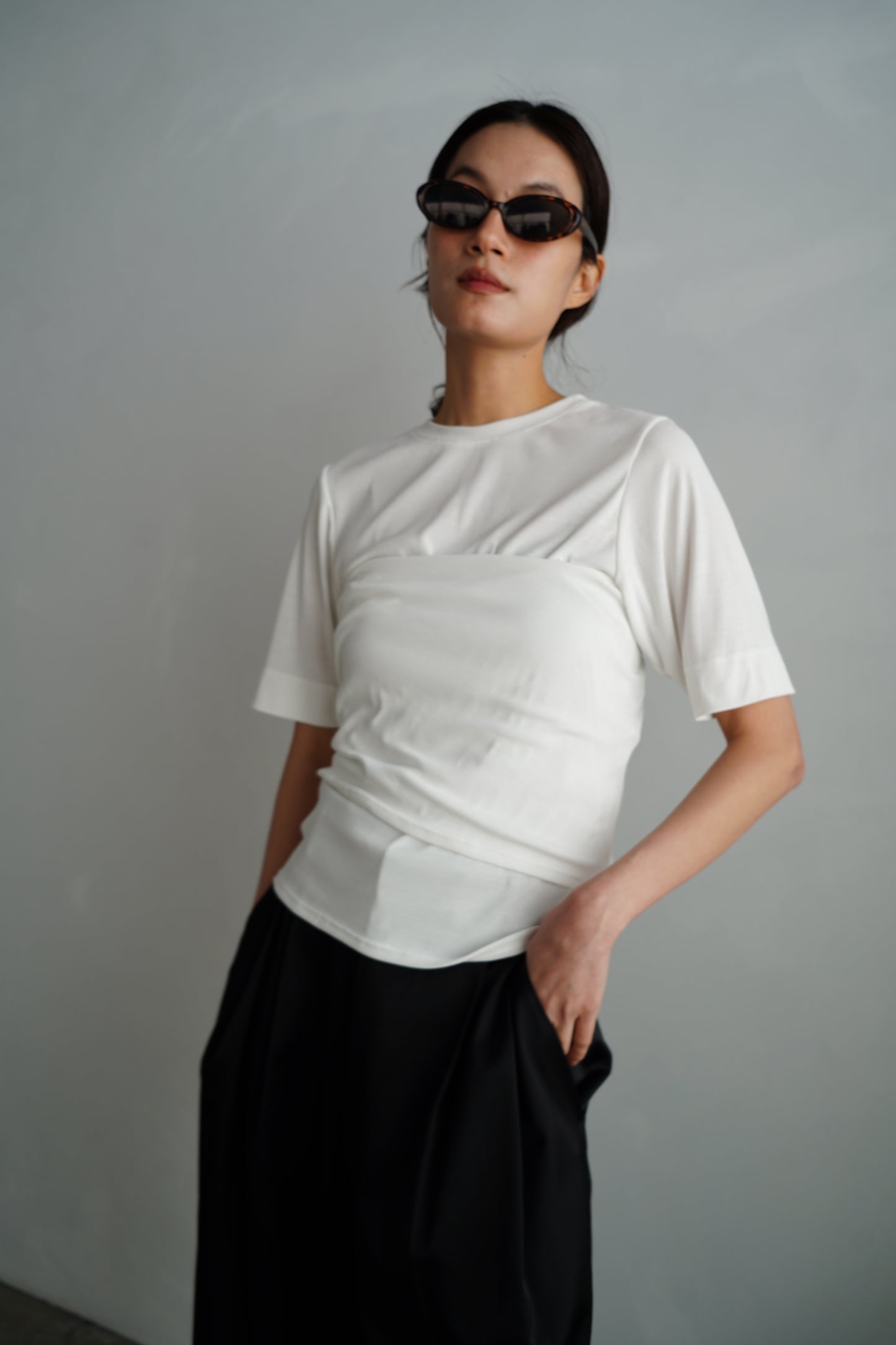 Set T / WHITE