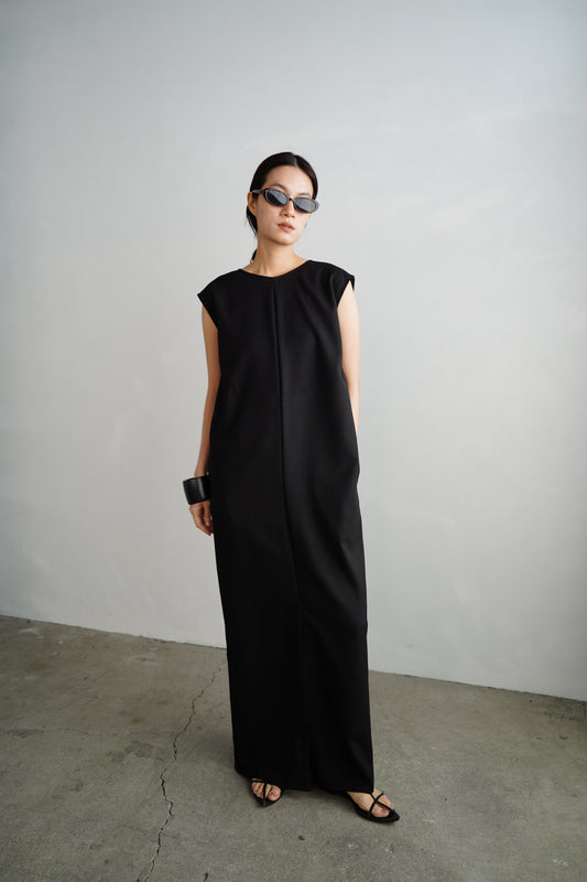 V Back Dress / BLACK