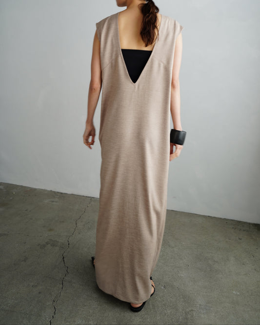 V Back Dress / BEIGE