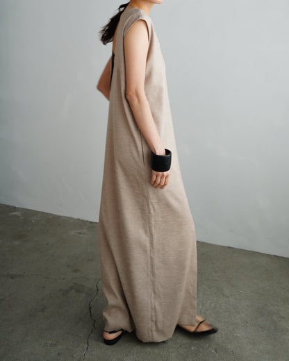 V Back Dress / BEIGE