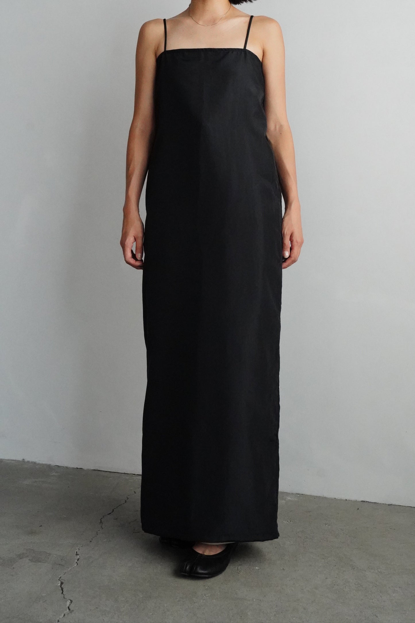Taffeta Cami Dress / BLACK -9月20-25日発送-