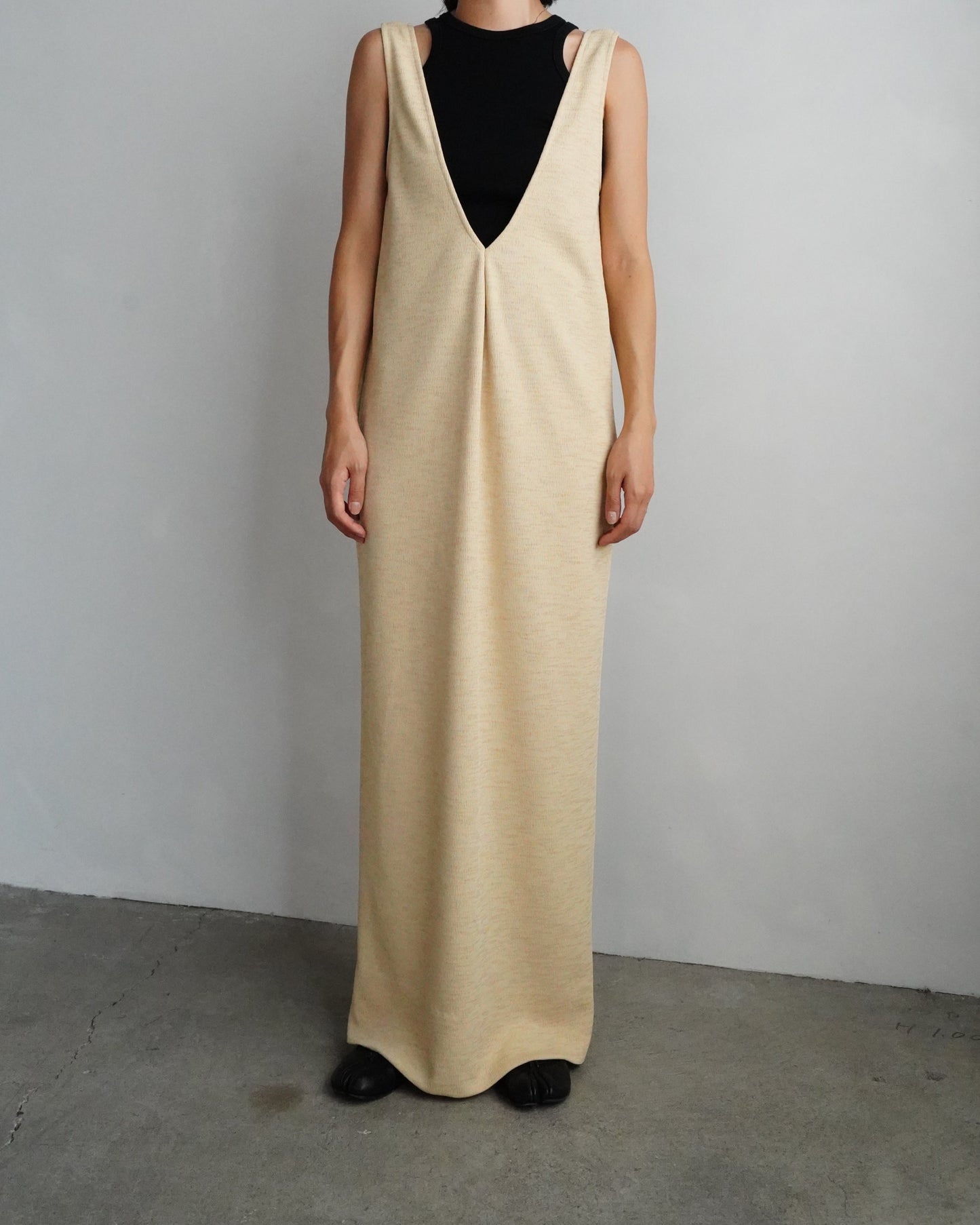 Vneck Jersey Dress / BAMBOO -9月15-20日発送-