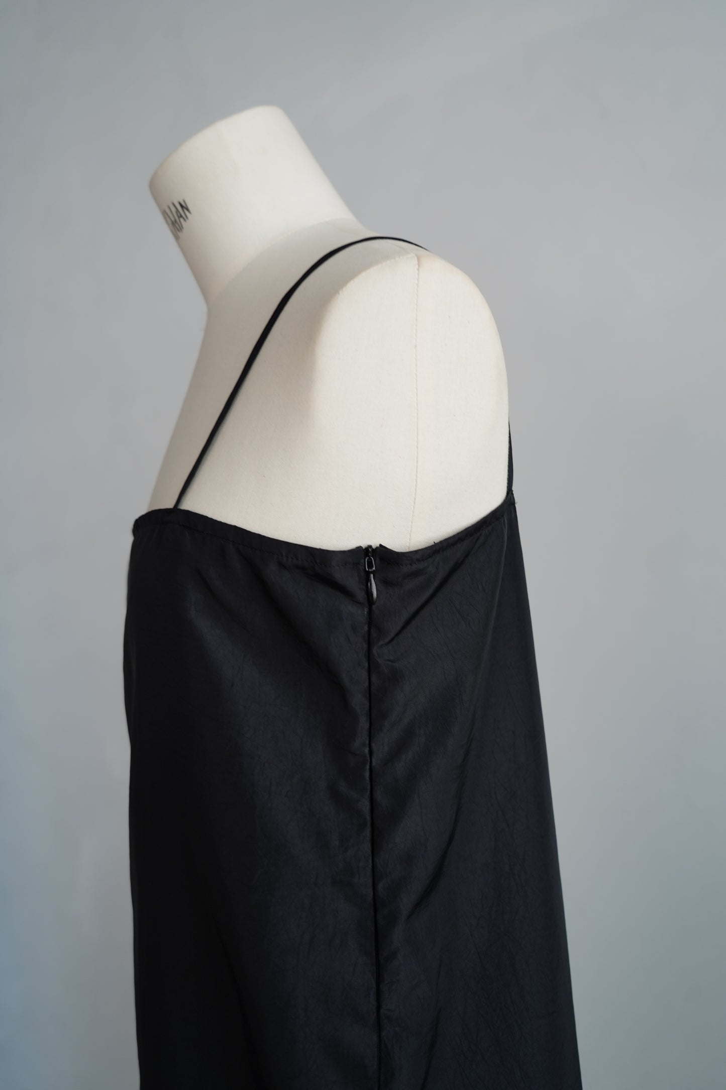 Taffeta Cami Dress / BLACK -9月20-25日発送-