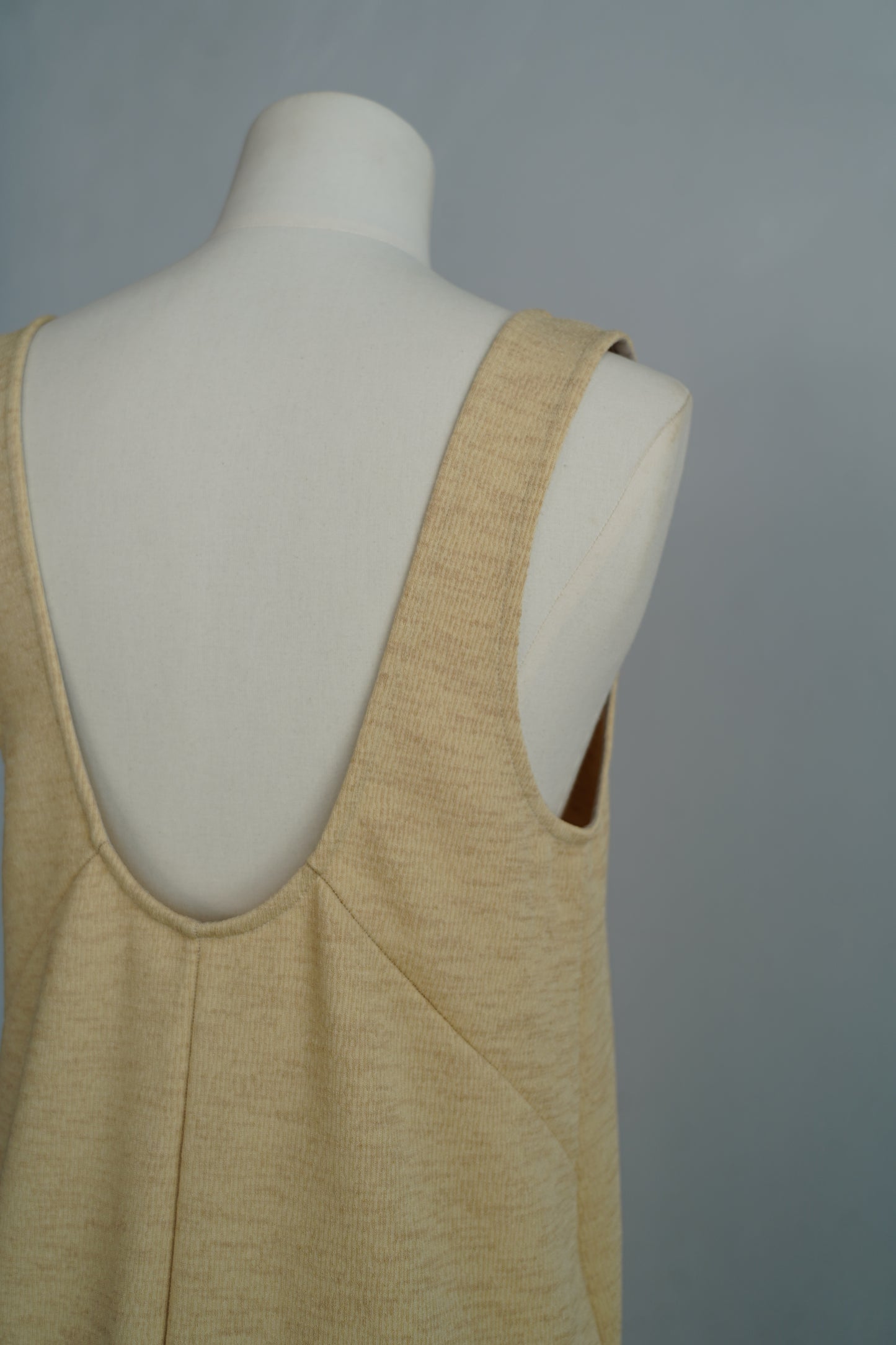 Vneck Jersey Dress / BAMBOO -9月15-20日発送-