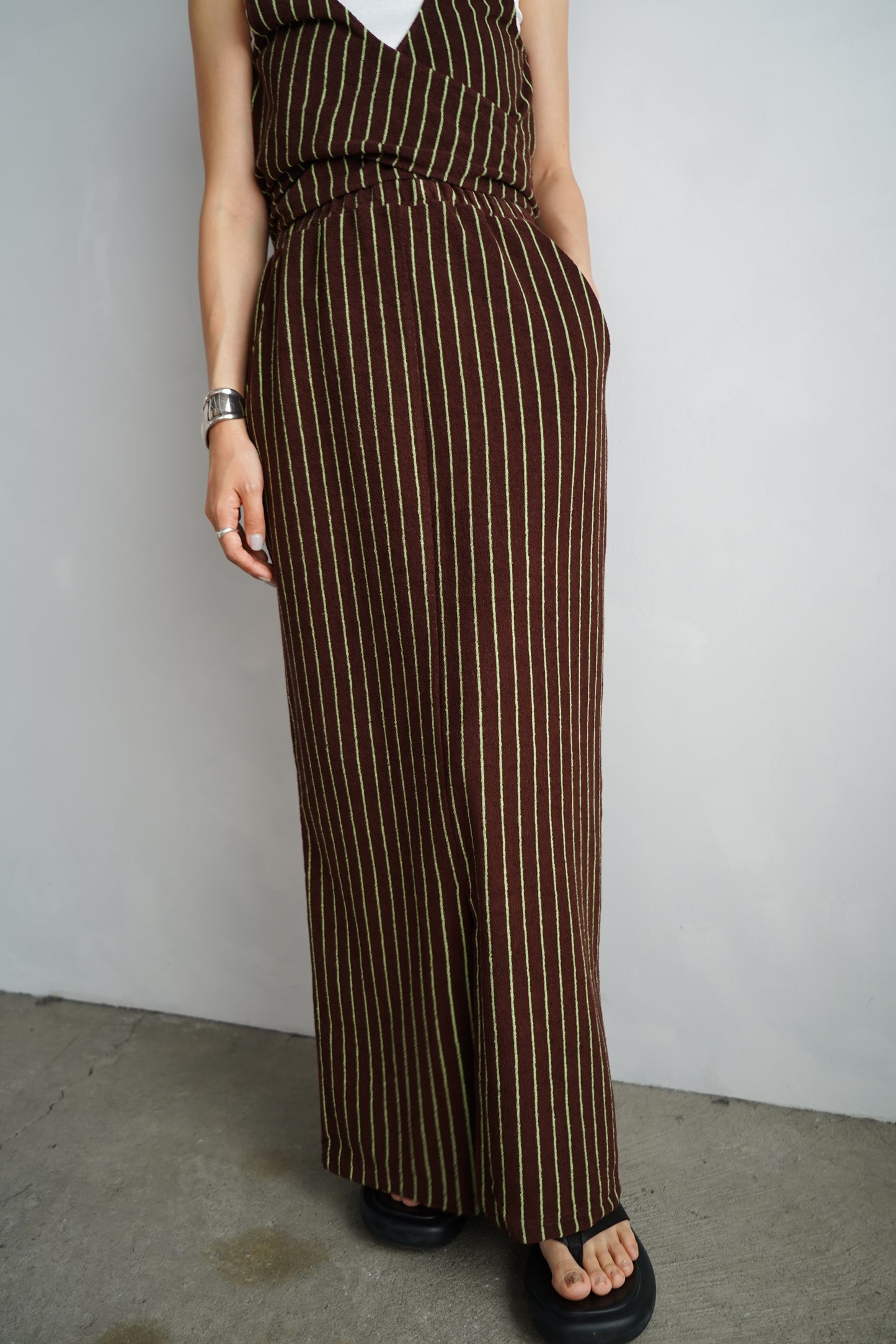THE PILE SKIRT / BROWN