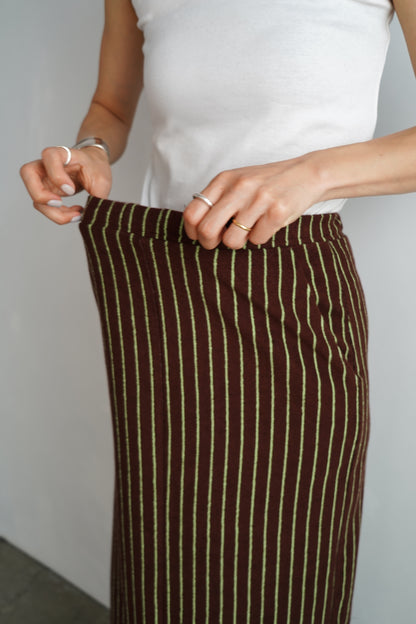 THE PILE SKIRT / BROWN