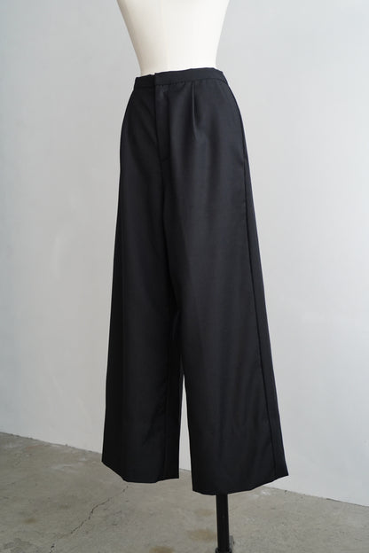 Tack Pants / BLACK -9月20−25日発送-