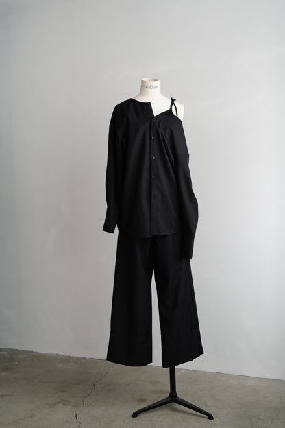 Nocollar Strap Shirts / BLACK -9月20−25日発送-